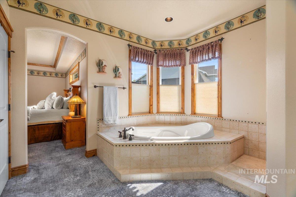 238 E Burney Glen Dr, Meridian, Idaho 83646, 2 Bedrooms, 2 Bathrooms, Residential For Sale, Price $599,900,MLS 98996146