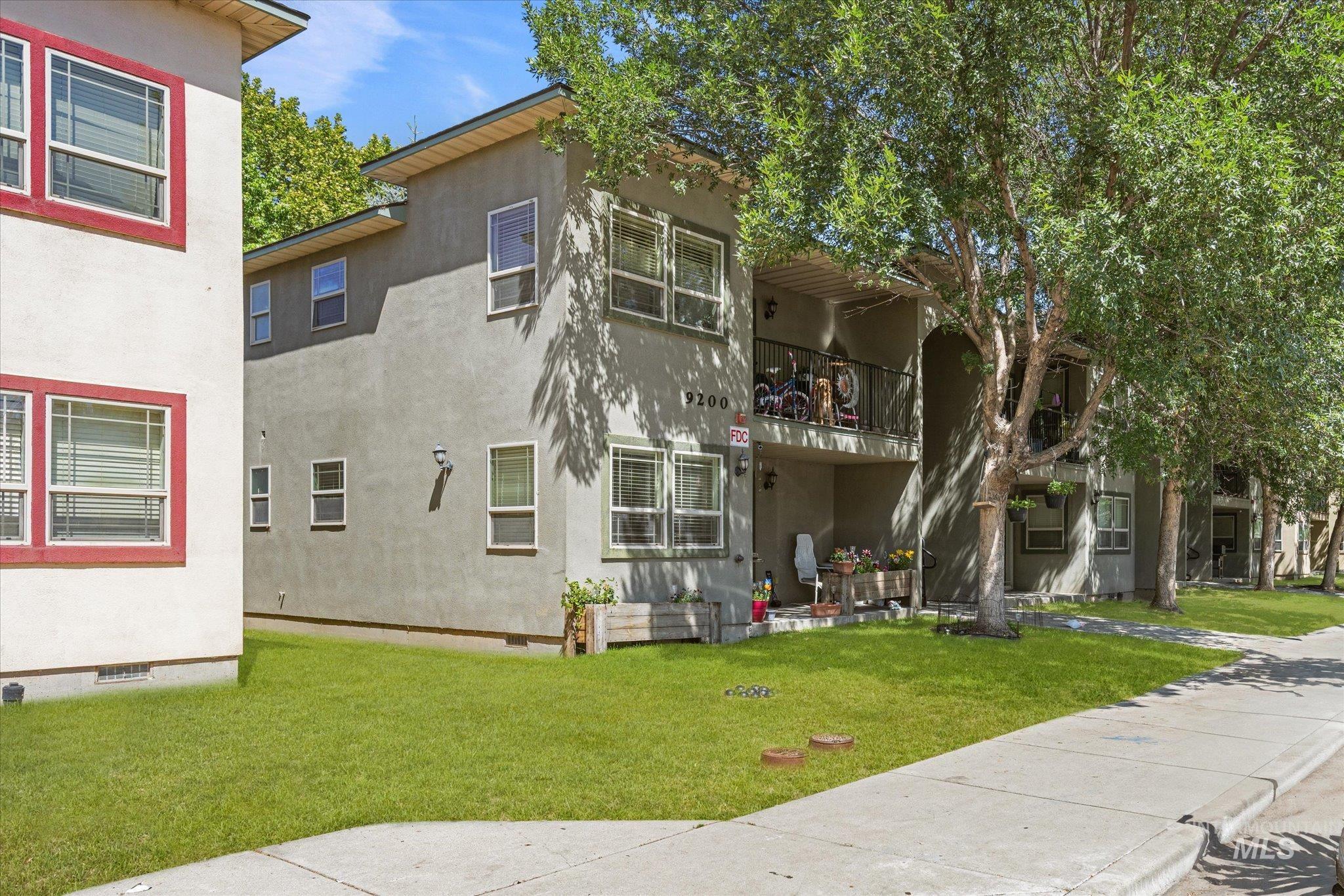 9212 W Brogan Dr -A, Boise, Idaho 83709, 3 Bedrooms, 2 Bathrooms, Residential Income For Sale, Price $875,000,MLS 98996155