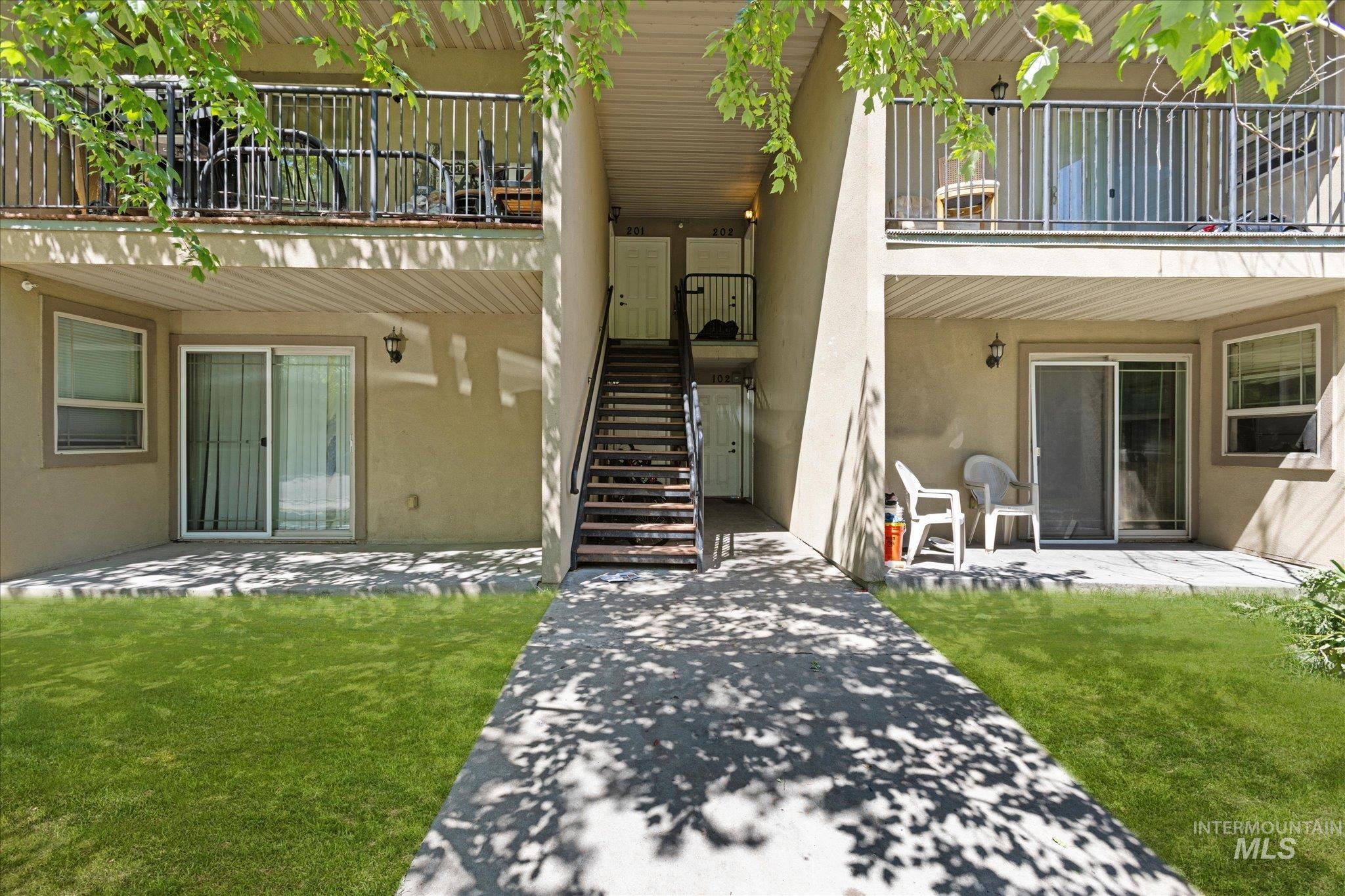 9212 W Brogan Dr -A, Boise, Idaho 83709, 3 Bedrooms, 2 Bathrooms, Residential Income For Sale, Price $875,000,MLS 98996155