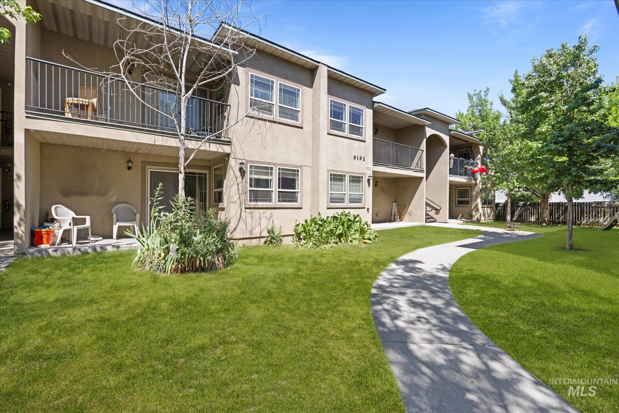 9212 W Brogan Dr -B, Boise, Idaho 83709, 3 Bedrooms, 2 Bathrooms, Residential Income For Sale, Price $875,000,MLS 98996156