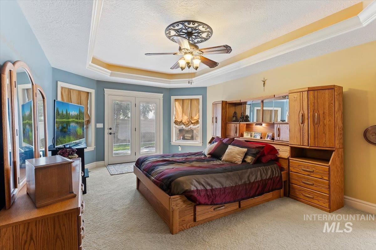 3910 S Tavistock Place, Meridian, Idaho 83642, 3 Bedrooms, 2.5 Bathrooms, Residential For Sale, Price $845,000,MLS 98996192