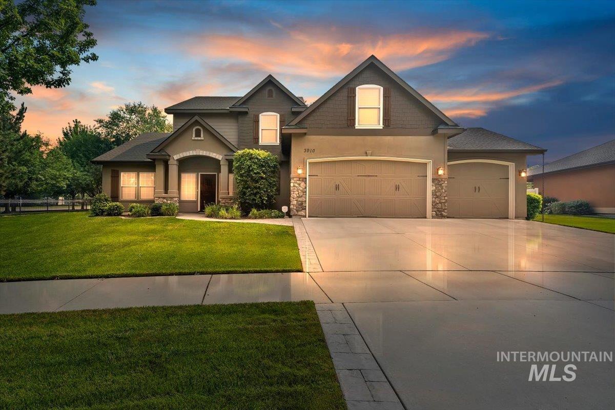 3910 S Tavistock Place, Meridian, Idaho 83642, 3 Bedrooms, 2.5 Bathrooms, Residential For Sale, Price $845,000,MLS 98996192