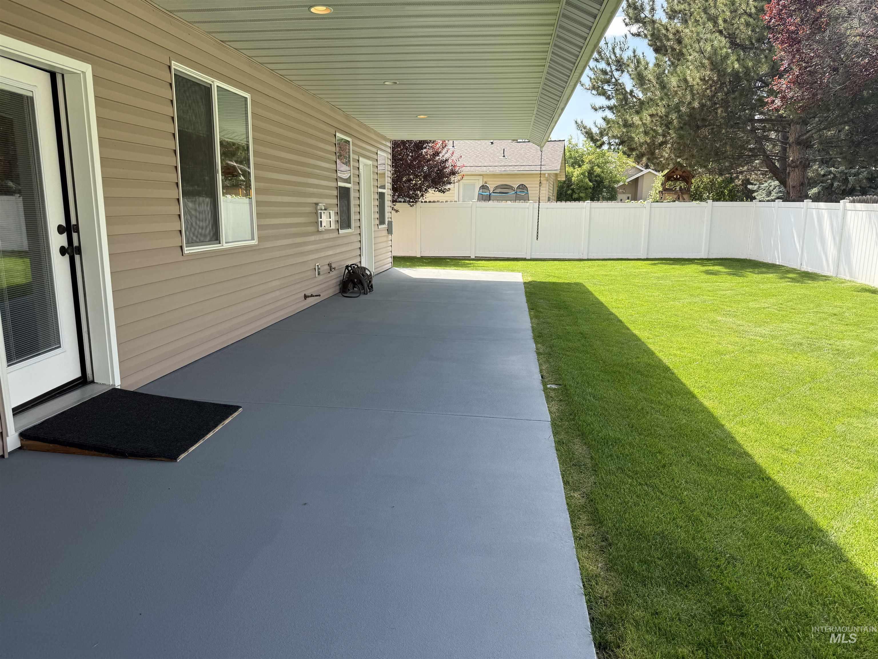 2132 Candleridge Dr., Twin Falls, Idaho 83301, 4 Bedrooms, 2.5 Bathrooms, Residential For Sale, Price $545,000,MLS 98996195