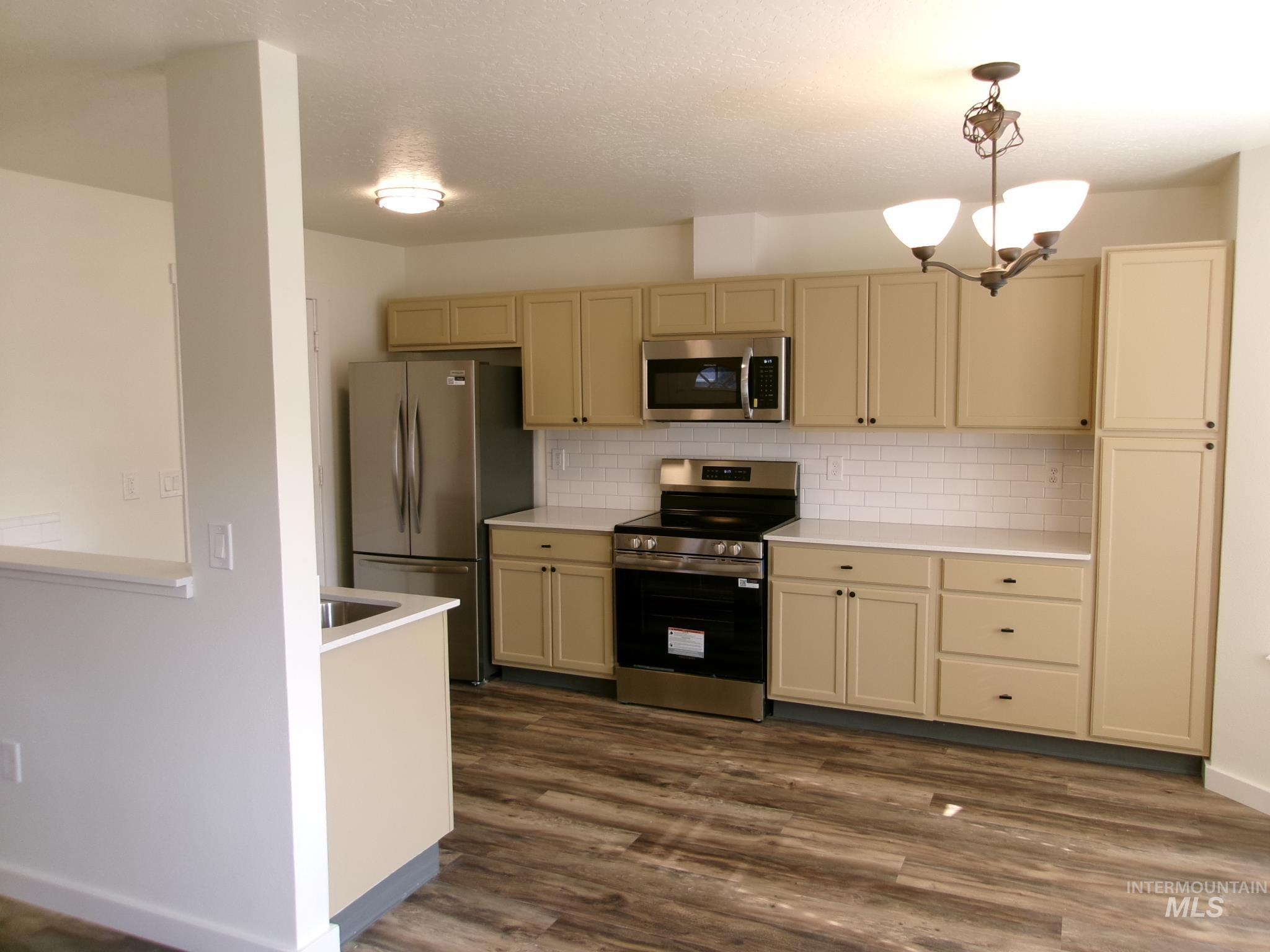 1421 W Orchard Ave, Nampa, Idaho 83651, 3 Bedrooms, 1.5 Bathrooms, Residential For Sale, Price $339,900,MLS 98996198