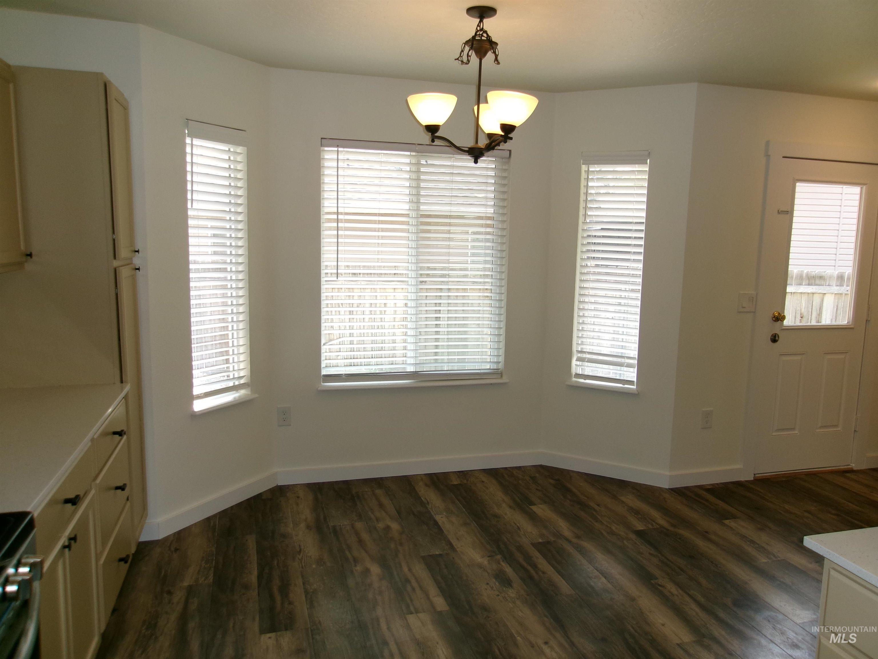 1421 W Orchard Ave, Nampa, Idaho 83651, 3 Bedrooms, 1.5 Bathrooms, Residential For Sale, Price $339,900,MLS 98996198