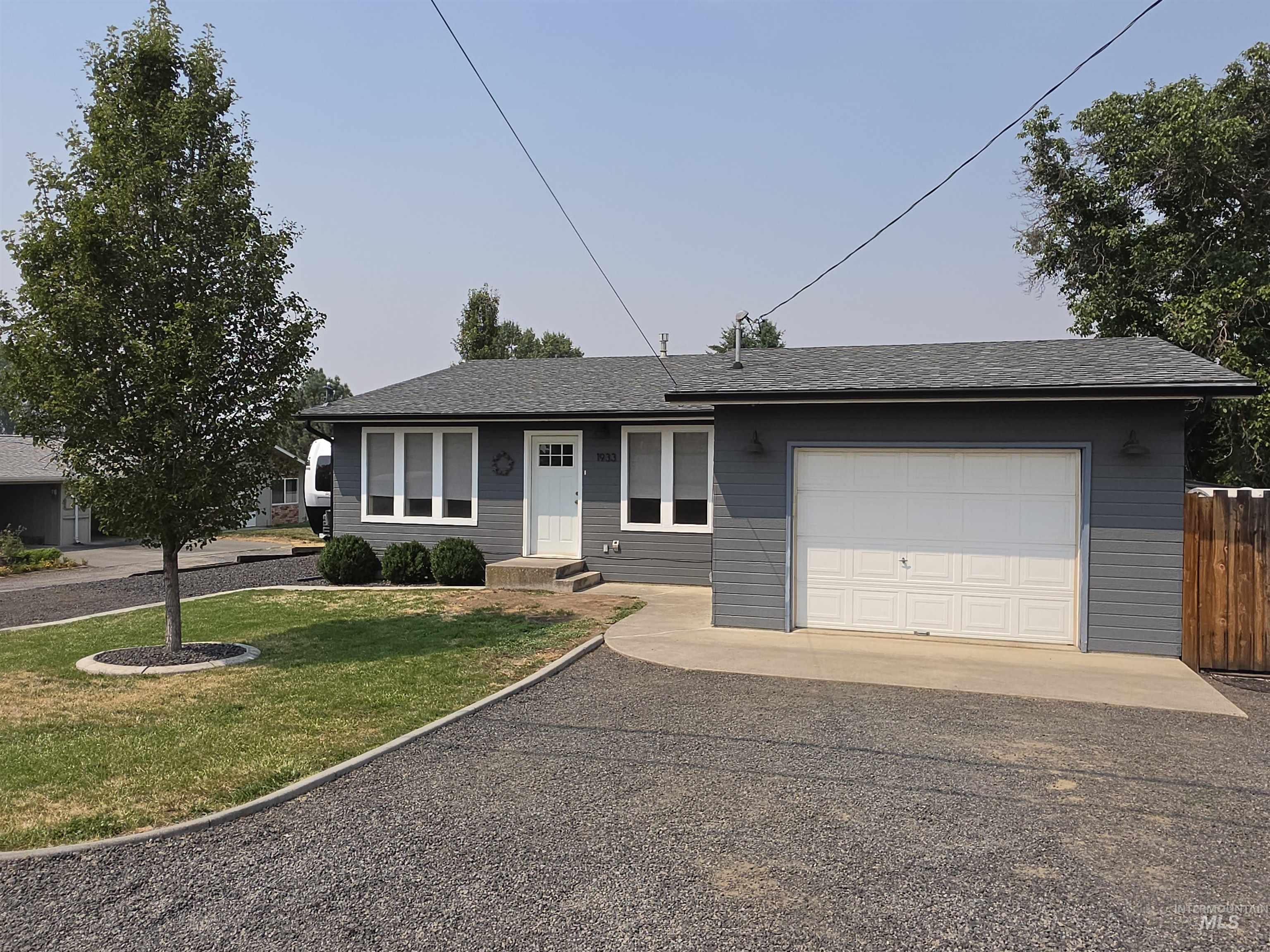 1933 Grelle Ave., Lewiston, Idaho 83501, 3 Bedrooms, 1 Bathroom, Residential For Sale, Price $385,000,MLS 98996199