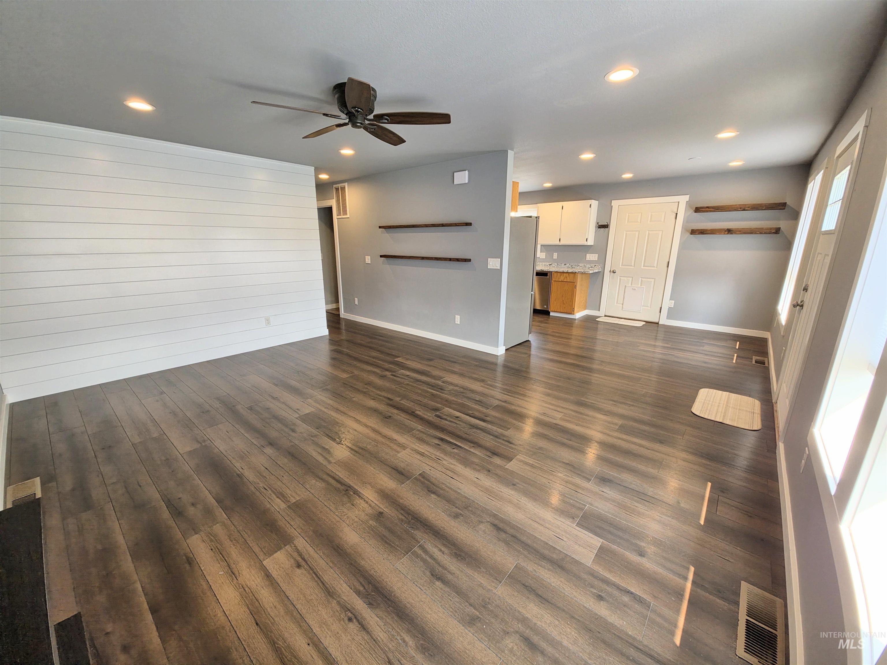 1933 Grelle Ave., Lewiston, Idaho 83501, 3 Bedrooms, 1 Bathroom, Residential For Sale, Price $385,000,MLS 98996199