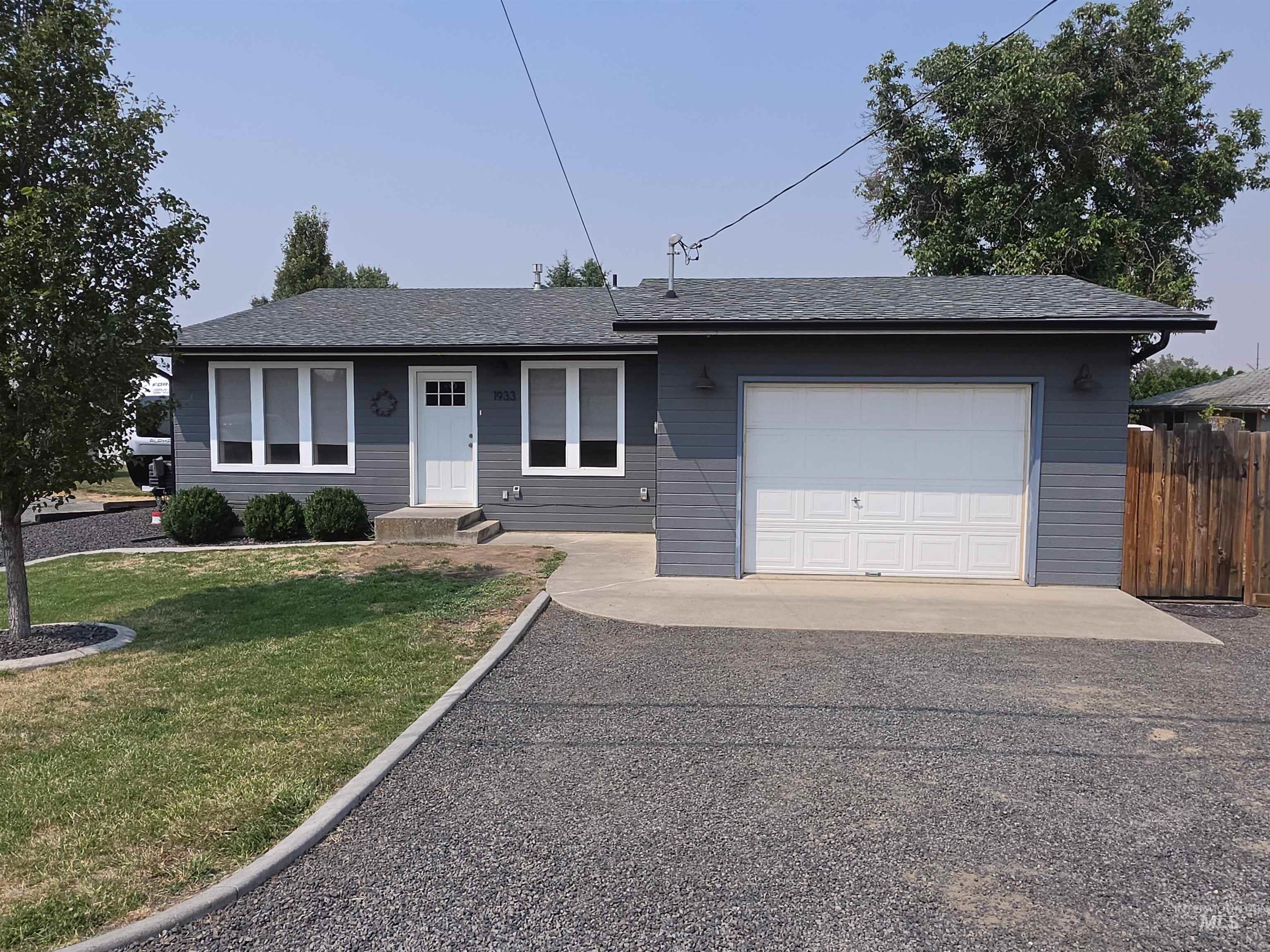 1933 Grelle Ave., Lewiston, Idaho 83501, 3 Bedrooms, 1 Bathroom, Residential For Sale, Price $385,000,MLS 98996199