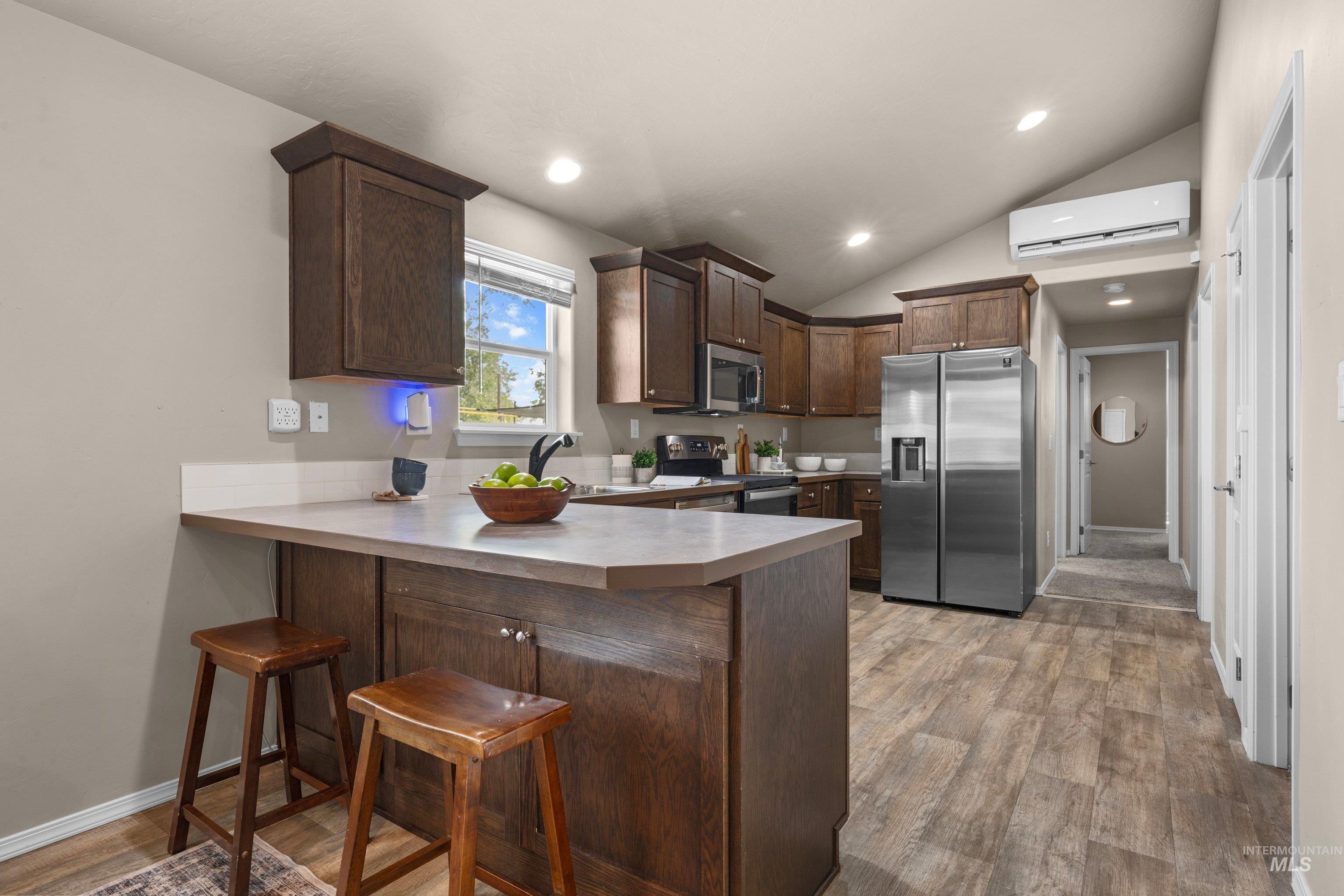 13 S Hawthorne Ave, Middleton, Idaho 83644, 3 Bedrooms, 2 Bathrooms, Residential For Sale, Price $350,000,MLS 98996206
