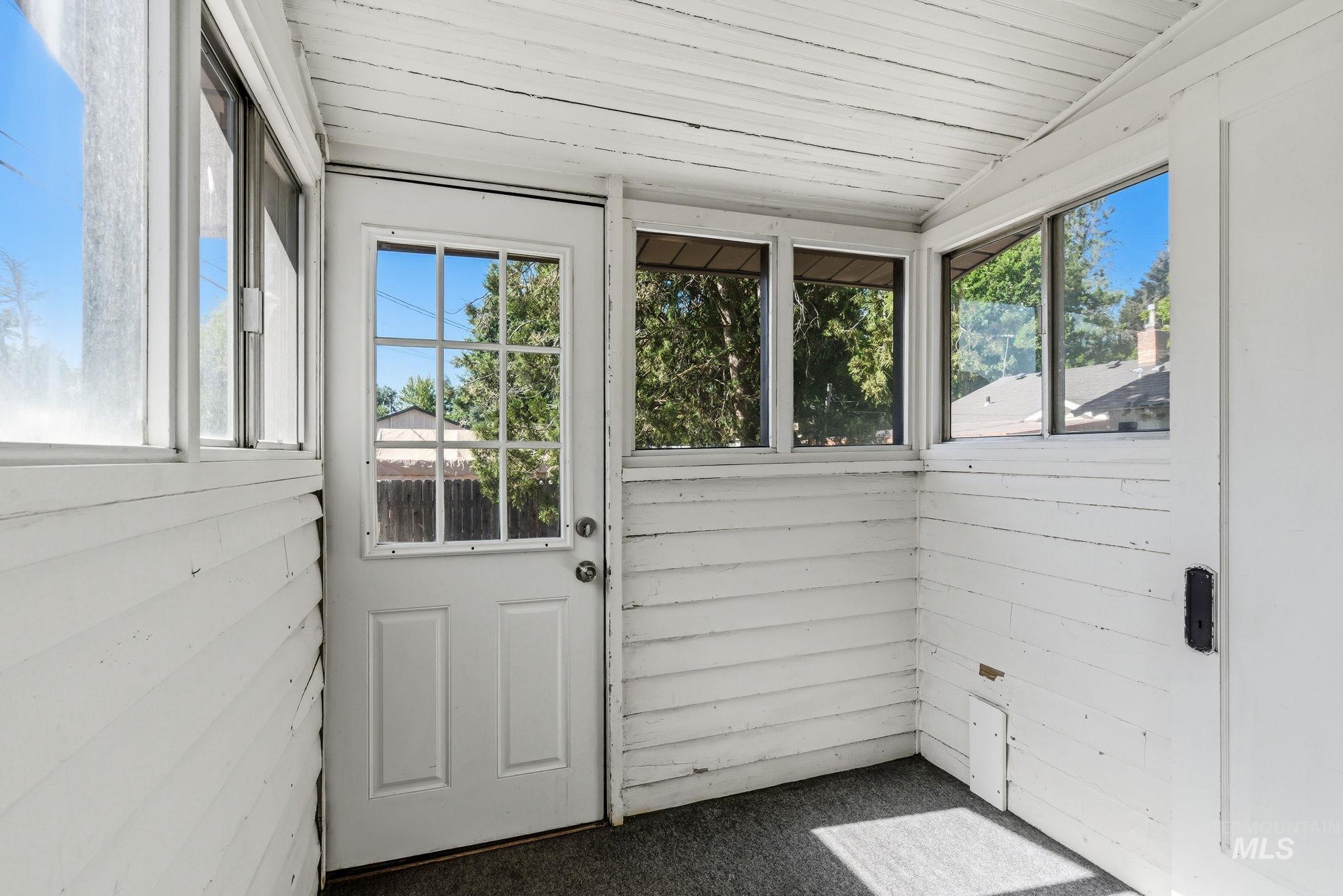 2034 S Broxon, Boise, Idaho 83705, 4 Bedrooms, 2 Bathrooms, Residential Income For Sale, Price $469,900, 98996216