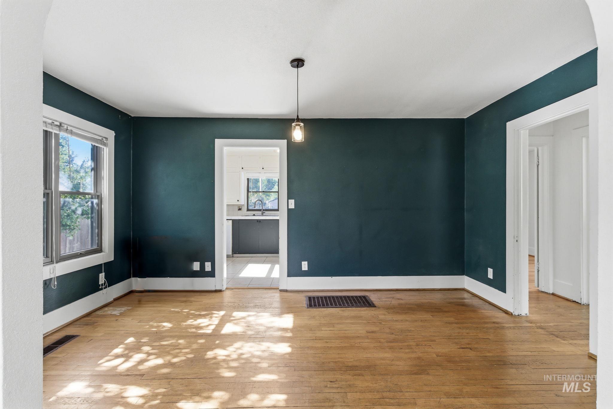2034 S Broxon, Boise, Idaho 83705, 4 Bedrooms, 2 Bathrooms, Residential Income For Sale, Price $469,900, 98996216
