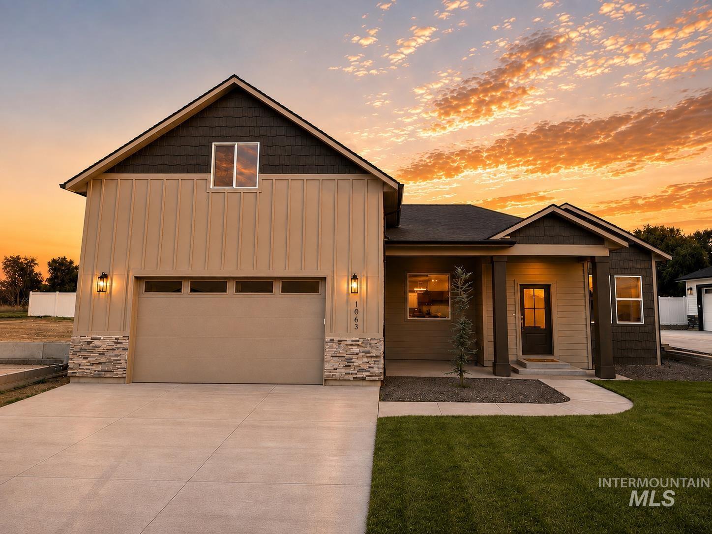 1063 W Afton Pl, Kuna, Idaho 83634, 4 Bedrooms, 2.5 Bathrooms, Residential For Sale, Price $539,800,MLS 98996220