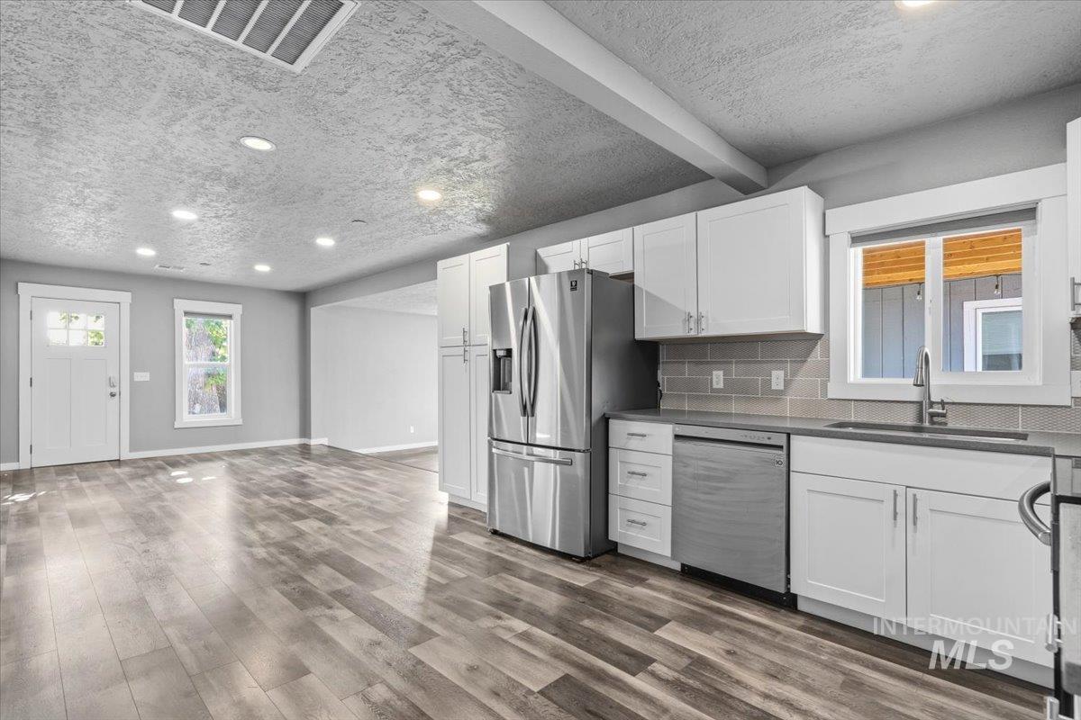 3029 N Maple Grove Rd, Boise, Idaho 83704, 3 Bedrooms, 2 Bathrooms, Residential Income For Sale, Price $499,000, 98996233