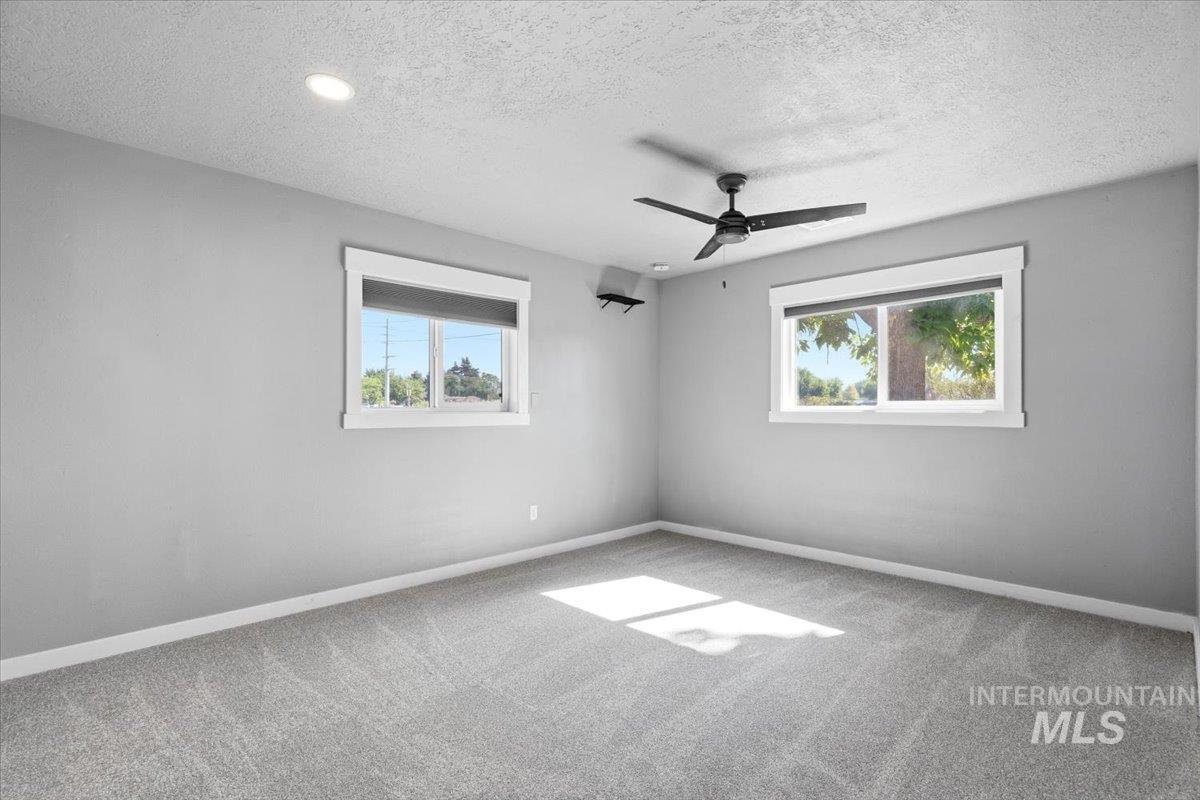 3029 N Maple Grove Rd, Boise, Idaho 83704, 3 Bedrooms, 2 Bathrooms, Residential Income For Sale, Price $499,000, 98996233