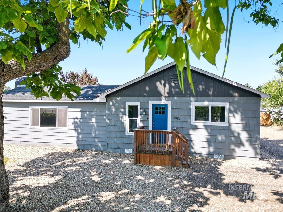 3029 N Maple Grove Rd, Boise, Idaho 83704, 3 Bedrooms, 2 Bathrooms, Residential Income For Sale, Price $499,000, 98996233