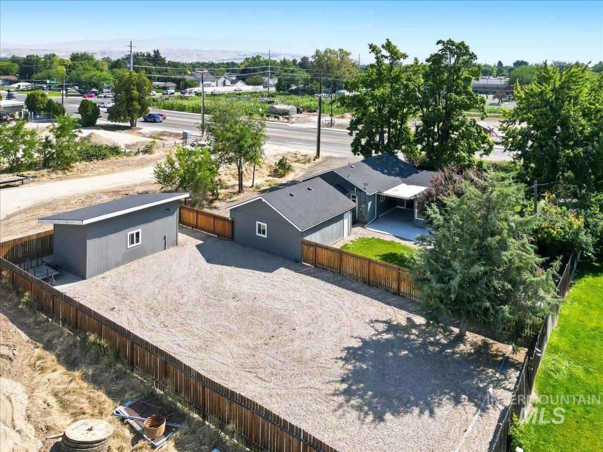 3029 N Maple Grove Rd, Boise, Idaho 83704, 3 Bedrooms, 2 Bathrooms, Residential Income For Sale, Price $499,000, 98996233