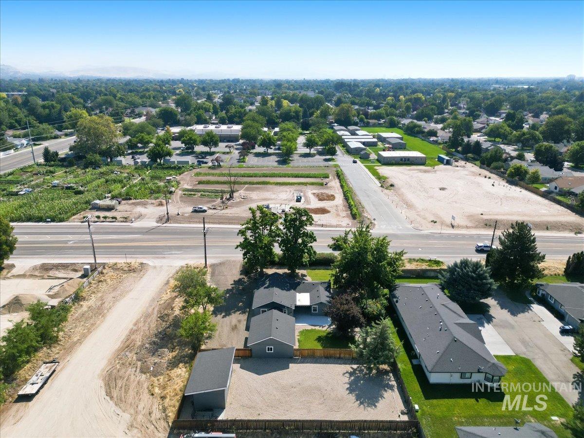 3029 N Maple Grove Rd, Boise, Idaho 83704, 3 Bedrooms, 2 Bathrooms, Residential Income For Sale, Price $499,000, 98996233
