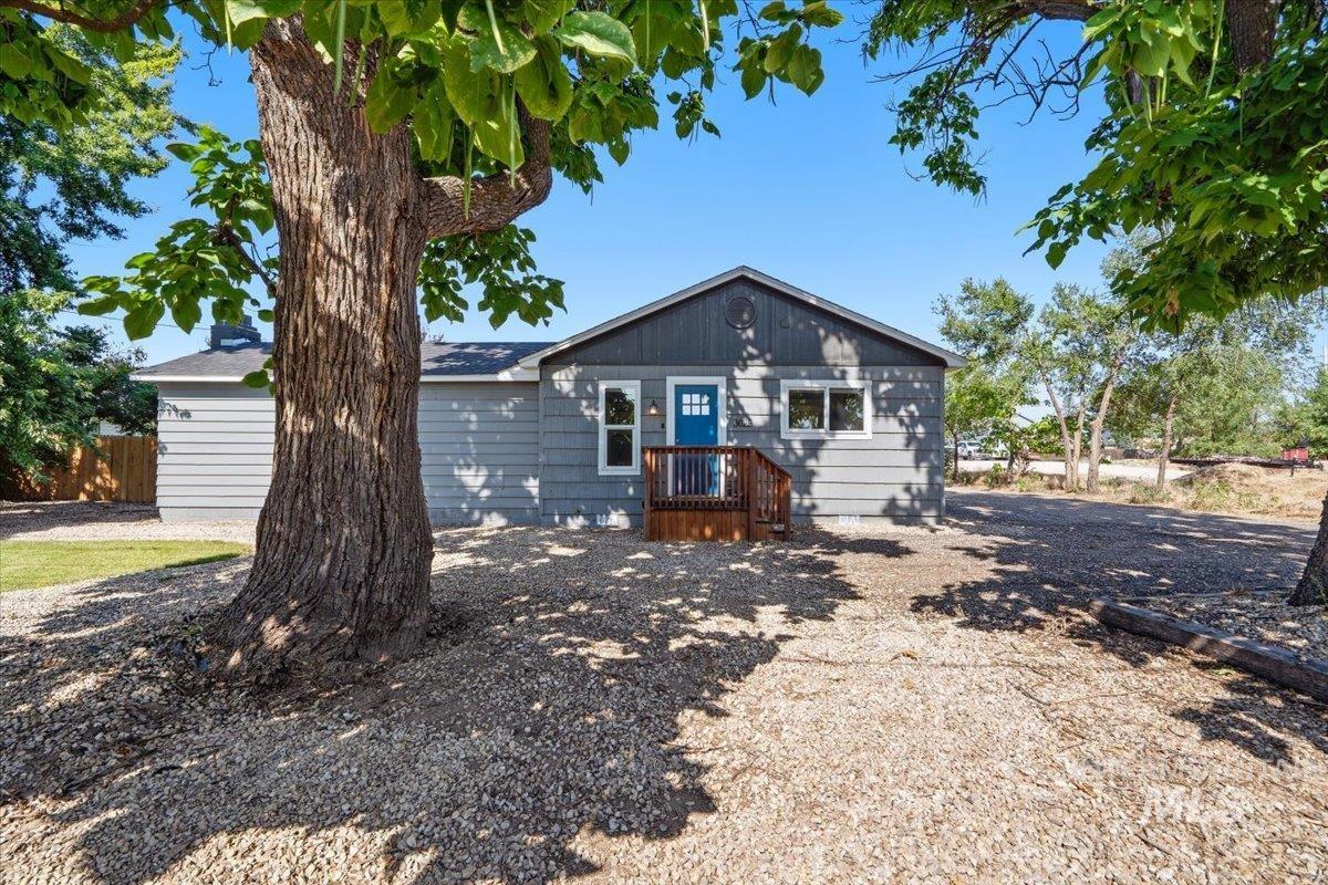 3029 N Maple Grove Rd, Boise, Idaho 83704, 3 Bedrooms, 2 Bathrooms, Residential Income For Sale, Price $499,000, 98996233