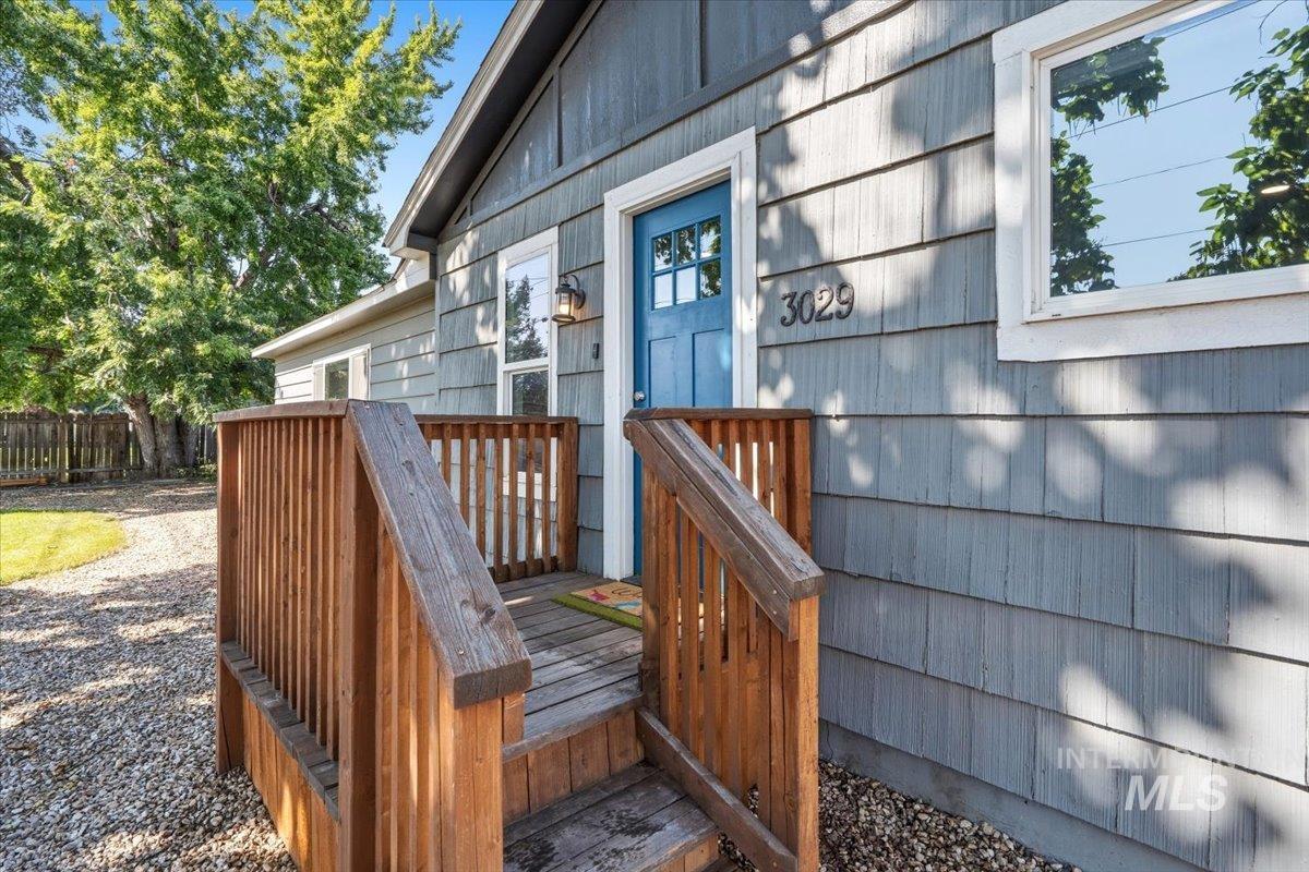 3029 N Maple Grove Rd, Boise, Idaho 83704, 3 Bedrooms, 2 Bathrooms, Residential Income For Sale, Price $499,000, 98996233