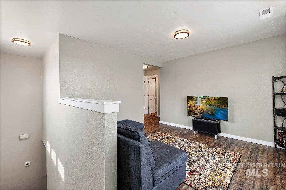 2617 W Snyder St., Meridian, Idaho 83642, 3 Bedrooms, 2.5 Bathrooms, Residential For Sale, Price $582,962,MLS 98996235