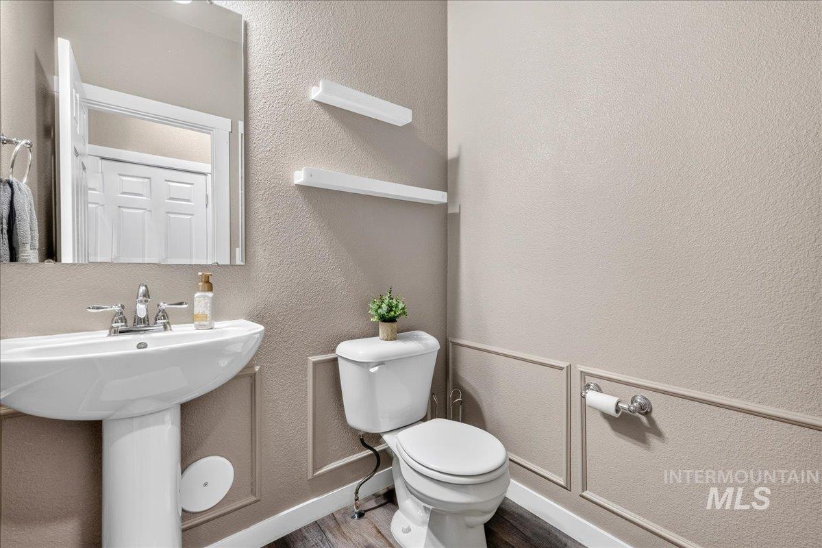 2617 W Snyder St., Meridian, Idaho 83642, 3 Bedrooms, 2.5 Bathrooms, Residential For Sale, Price $582,962,MLS 98996235