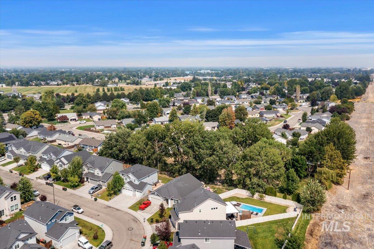 2617 W Snyder St., Meridian, Idaho 83642, 3 Bedrooms, 2.5 Bathrooms, Residential For Sale, Price $582,962,MLS 98996235