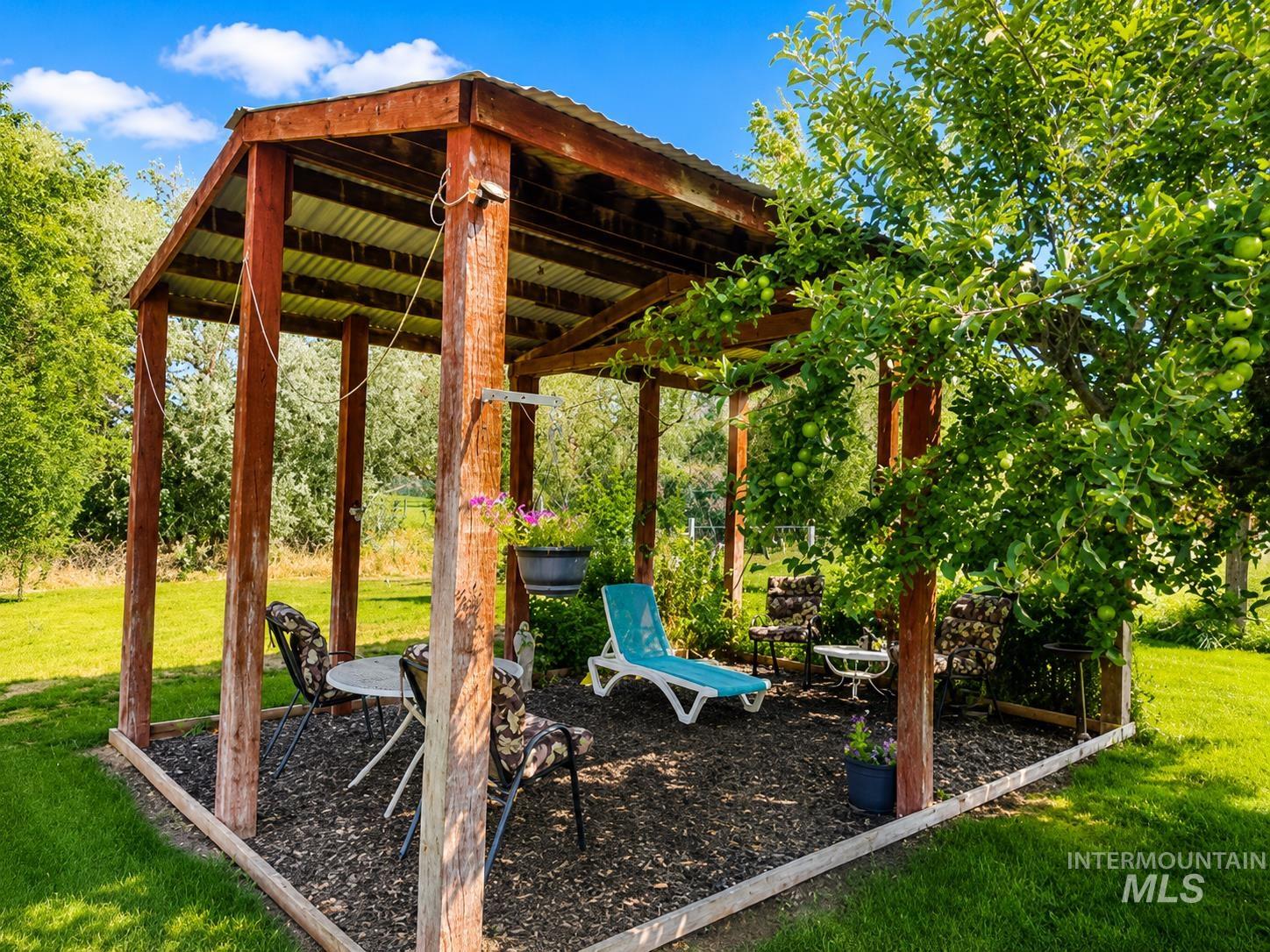 678 N Elmore Ave, Glenns Ferry, Idaho 83623, 4 Bedrooms, 2 Bathrooms, Residential For Sale, Price $599,000,MLS 98996247