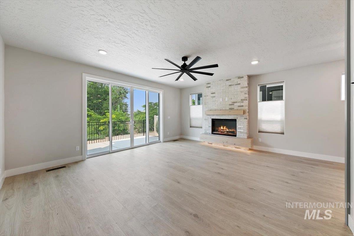 45 N Feather Reed Ave., Meridian, Idaho 83642, 3 Bedrooms, 2.5 Bathrooms, Residential For Sale, Price $549,900,MLS 98996248