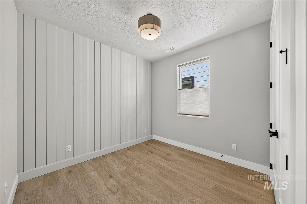 45 N Feather Reed Ave., Meridian, Idaho 83642, 3 Bedrooms, 2.5 Bathrooms, Residential For Sale, Price $549,900,MLS 98996248