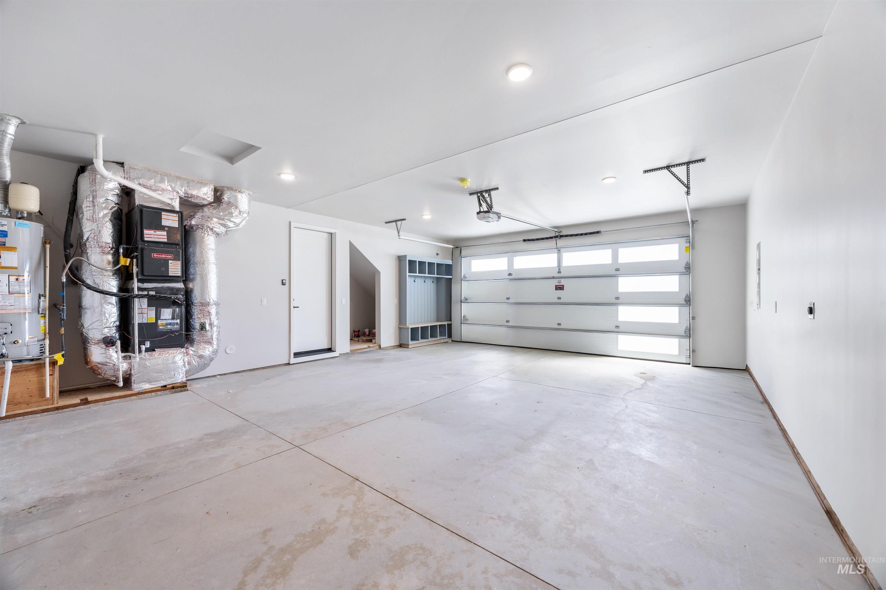 45 N Feather Reed Ave., Meridian, Idaho 83642, 3 Bedrooms, 2.5 Bathrooms, Residential For Sale, Price $549,900,MLS 98996248