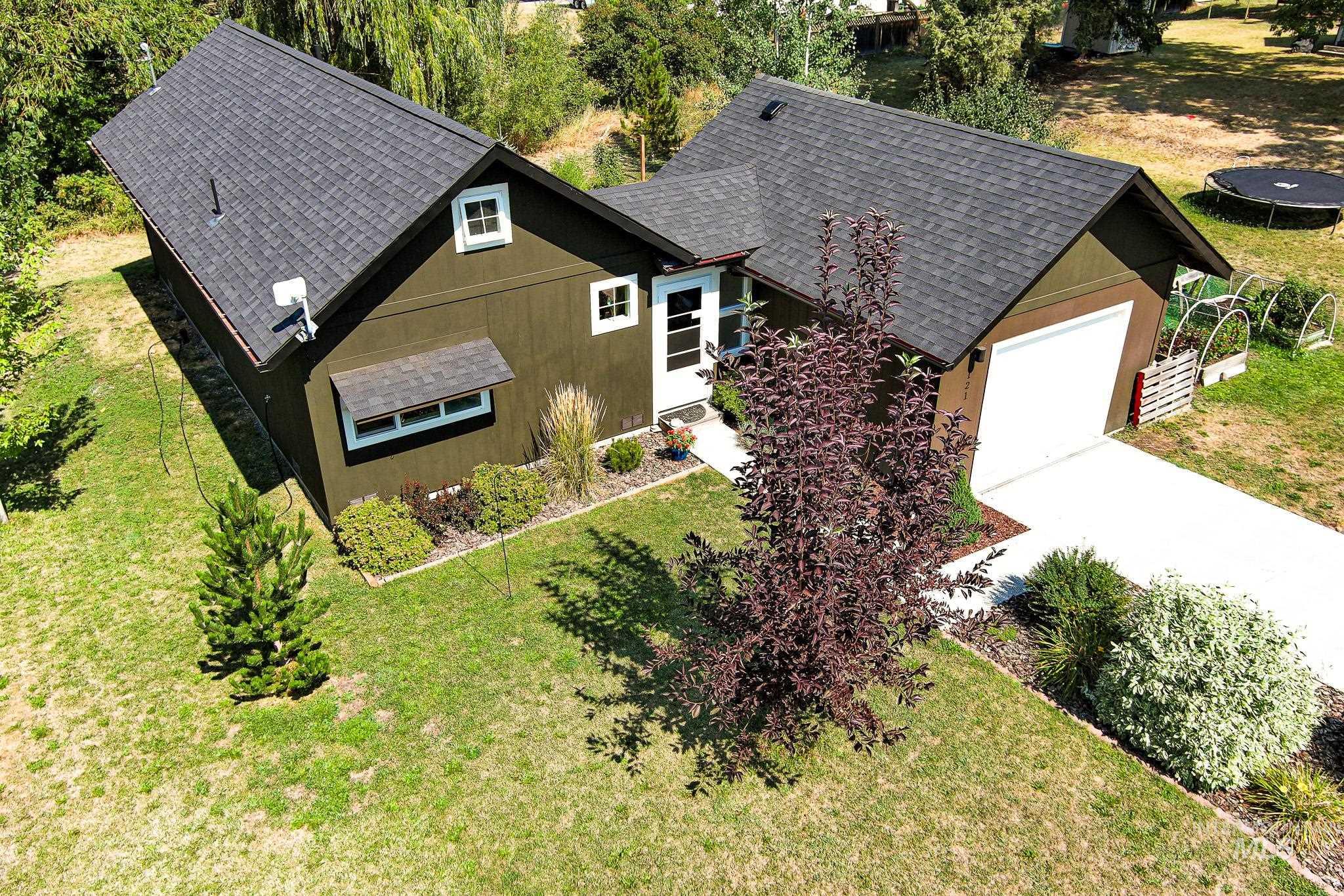 121 W South 3rd Street, Grangeville, Idaho 83530, 1 Bedroom, 1 Bathroom, Residential For Sale, Price $229,000, 98996250