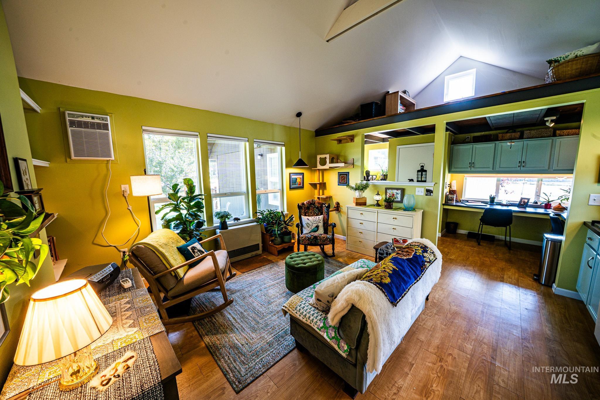 121 W South 3rd Street, Grangeville, Idaho 83530, 1 Bedroom, 1 Bathroom, Residential For Sale, Price $229,000, 98996250