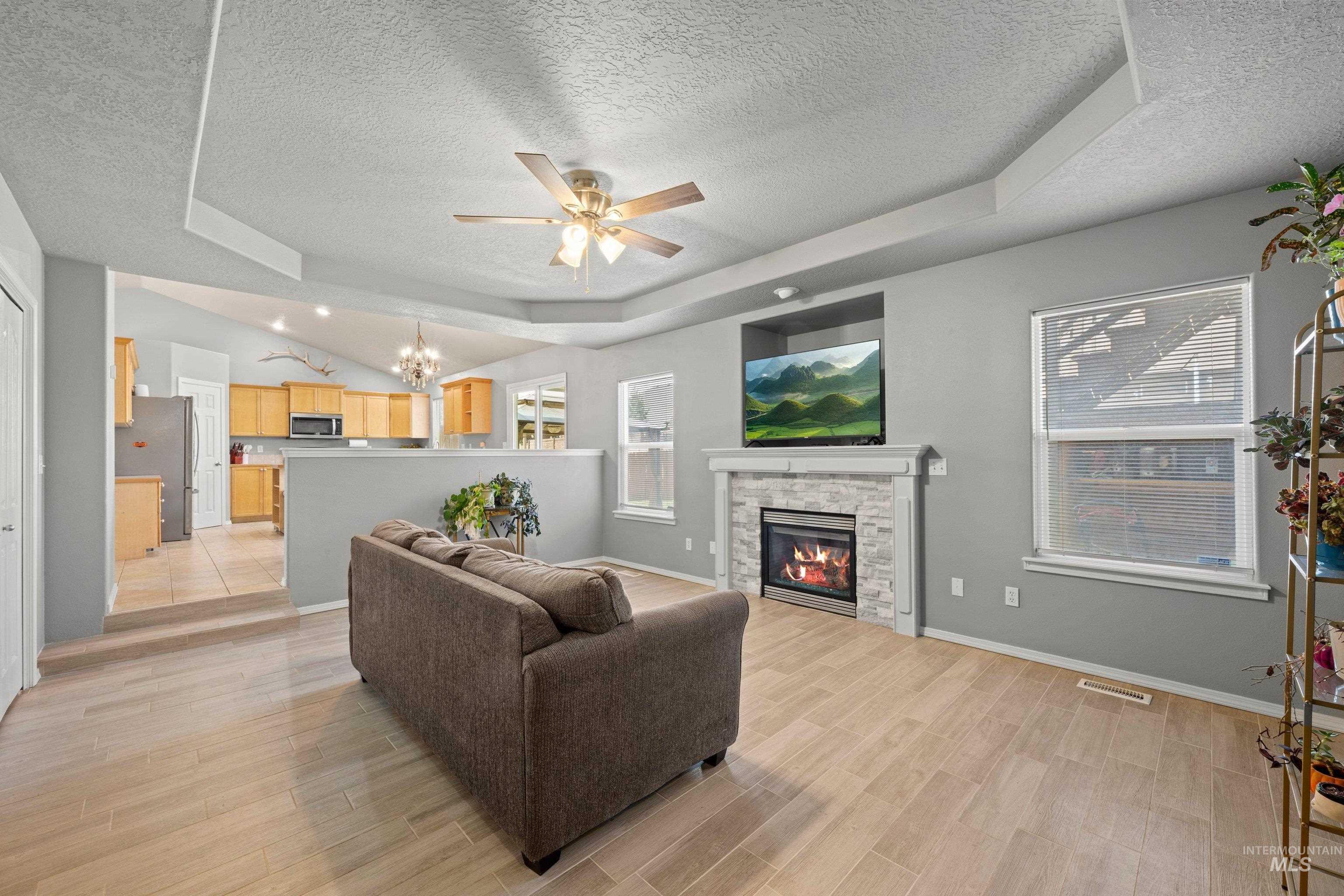 1282 W Castro Dr, Kuna, Idaho 83634, 4 Bedrooms, 3 Bathrooms, Residential For Sale, Price $475,000,MLS 98996251