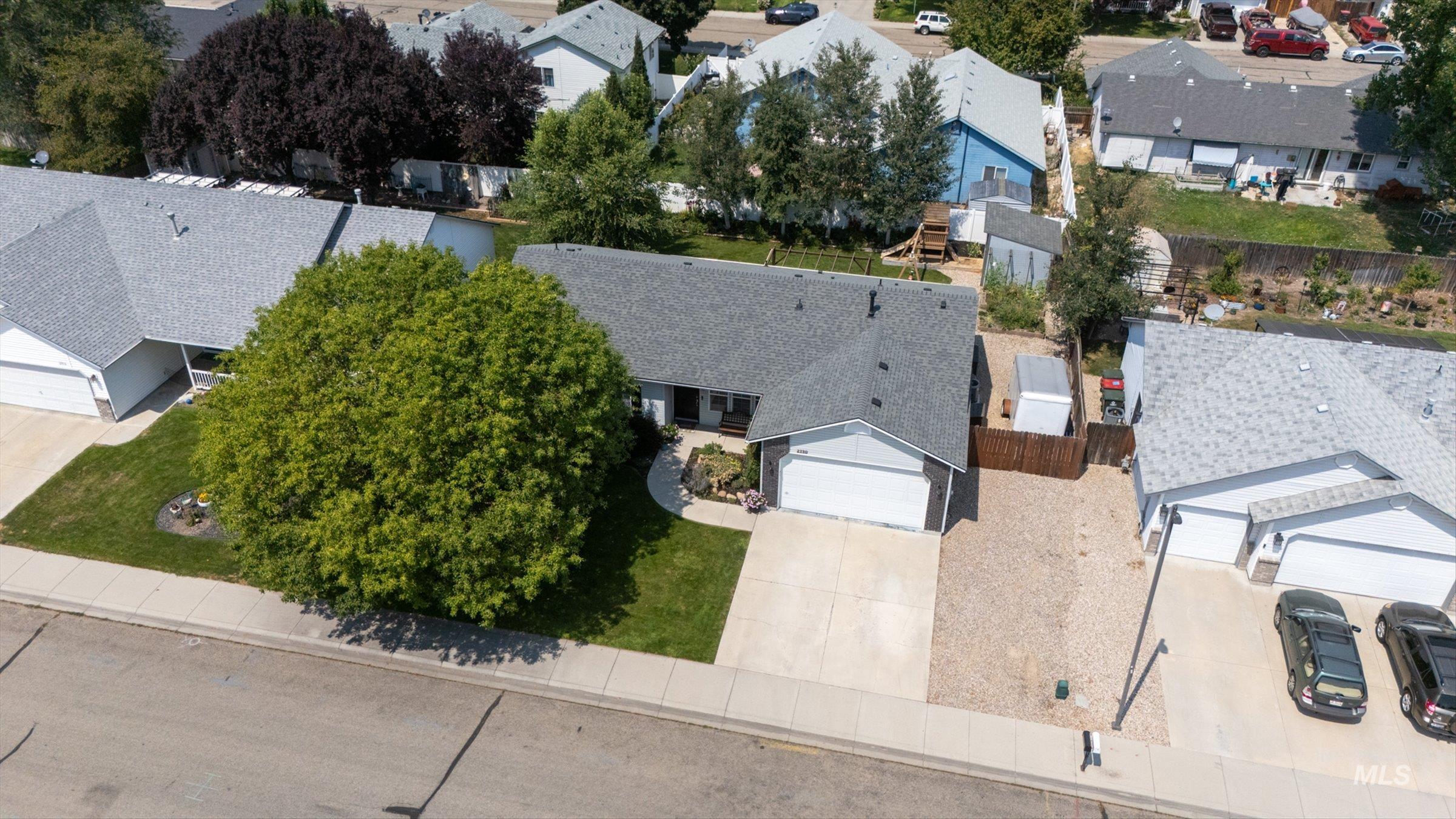 2790 W Forecast St, Meridian, Idaho 83642, 3 Bedrooms, 2 Bathrooms, Residential For Sale, Price $439,900,MLS 98996254