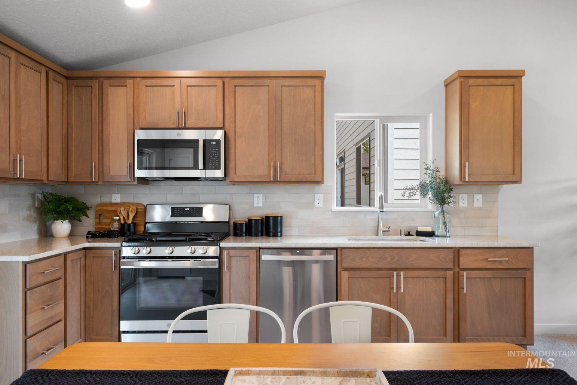 4141 S Harvest Creek Pl, Nampa, Idaho 83686, 3 Bedrooms, 2 Bathrooms, Residential For Sale, Price $362,990, 98996255