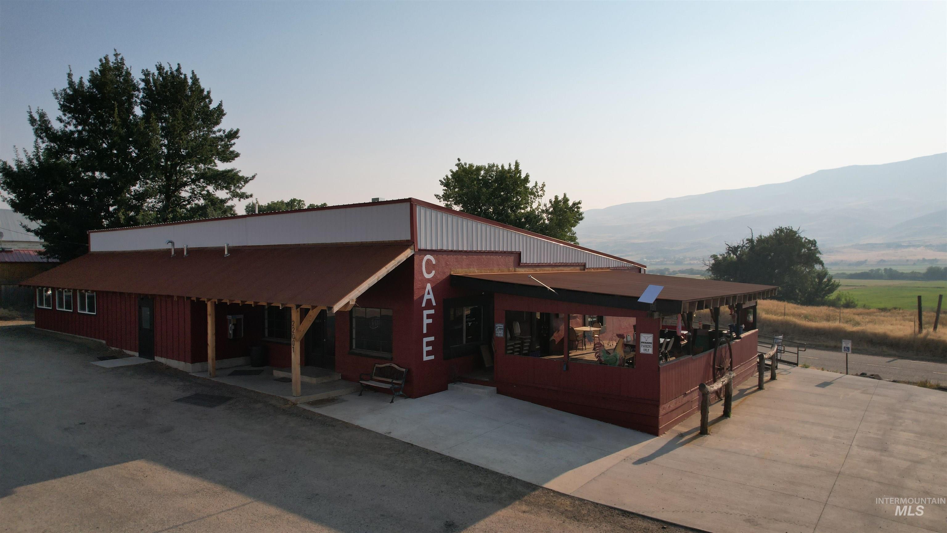 22001 Sweet Ola Hwy, Ola, Idaho 83657, 2 Bedrooms, Business/Commercial For Sale, Price $650,000,MLS 98996256