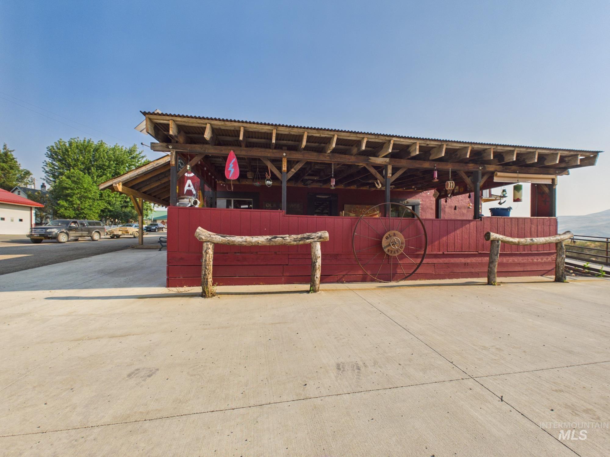 22001 Sweet Ola Hwy, Ola, Idaho 83657, 2 Bedrooms, Business/Commercial For Sale, Price $650,000,MLS 98996256