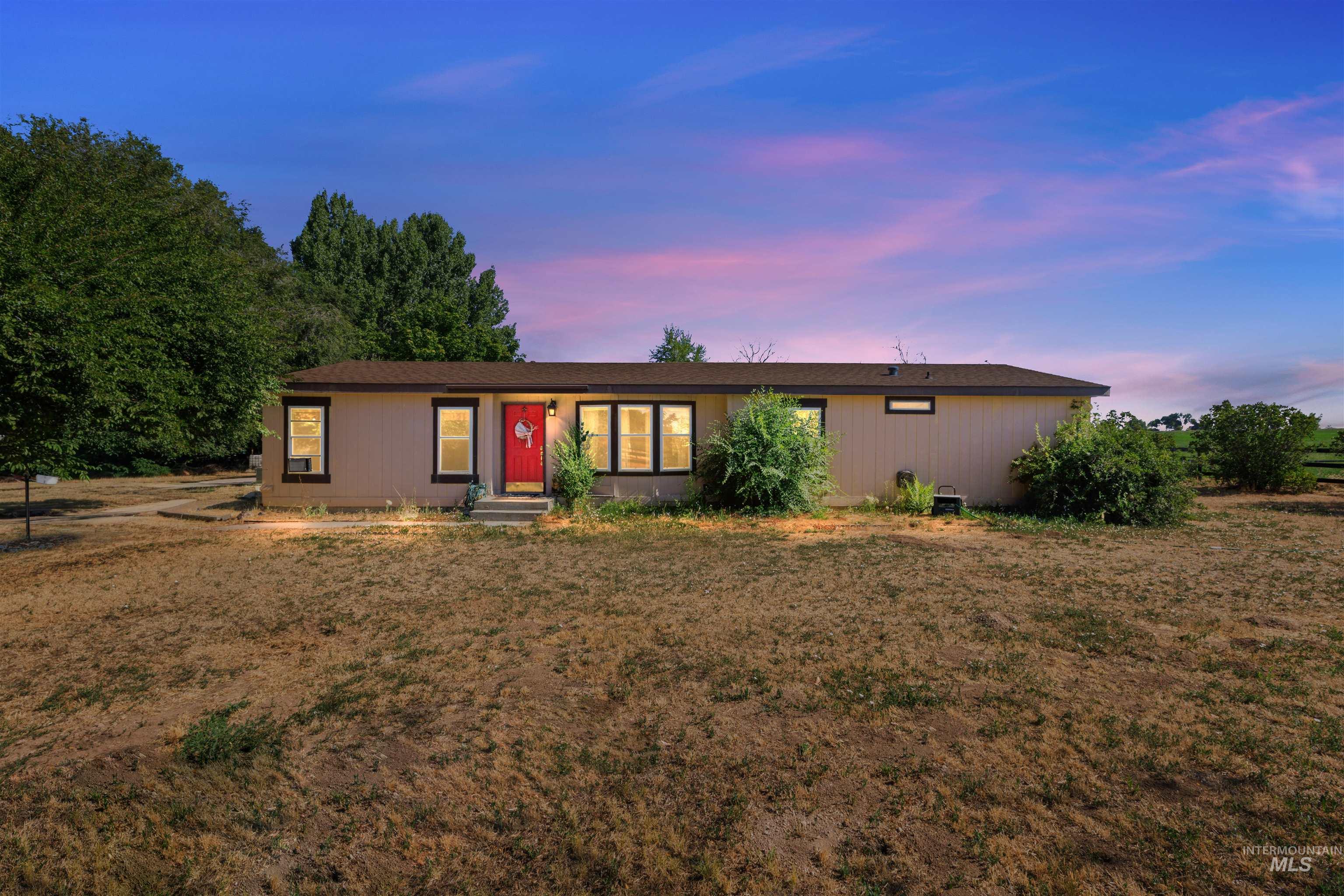 6470 Sunrise Ave, Nampa, Idaho 83686, 3 Bedrooms, 2 Bathrooms, Residential For Sale, Price $799,000, 98996257