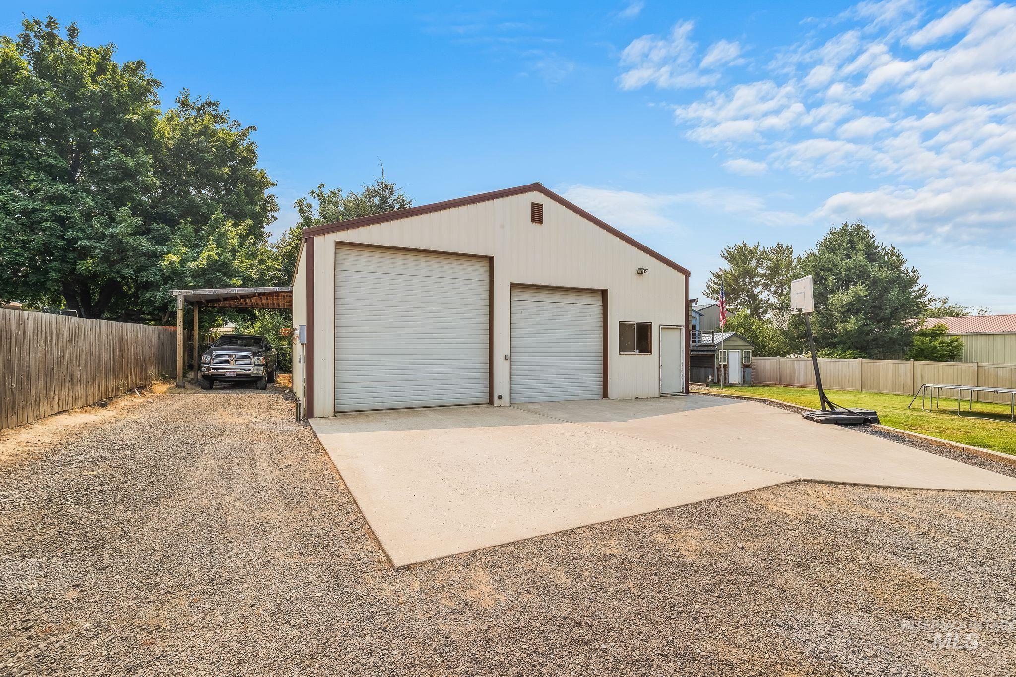 1734 Burrell Ave, Lewiston, Idaho 83501, 4 Bedrooms, 2 Bathrooms, Residential For Sale, Price $599,900, 98996261