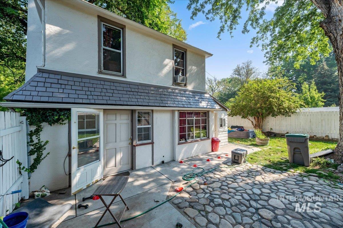1206 S Owyhee St., Boise, Idaho 83705, 2 Bedrooms, 1 Bathroom, Residential Income For Sale, Price $725,000,MLS 98996262