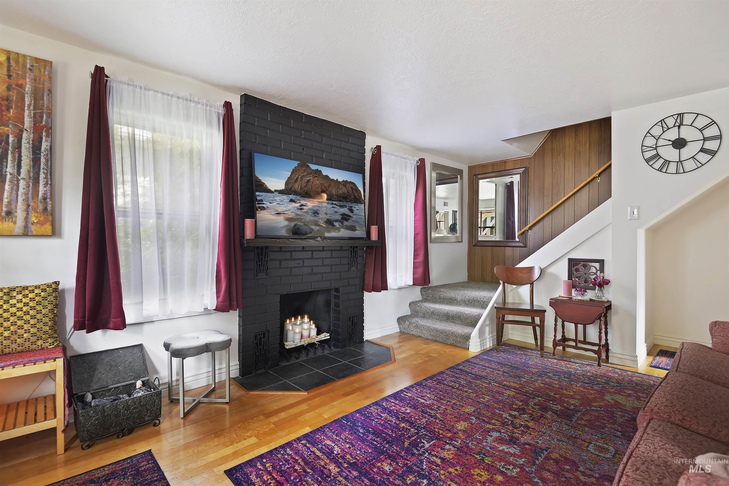 1206 S Owyhee St., Boise, Idaho 83705, 2 Bedrooms, 1 Bathroom, Residential Income For Sale, Price $725,000,MLS 98996262
