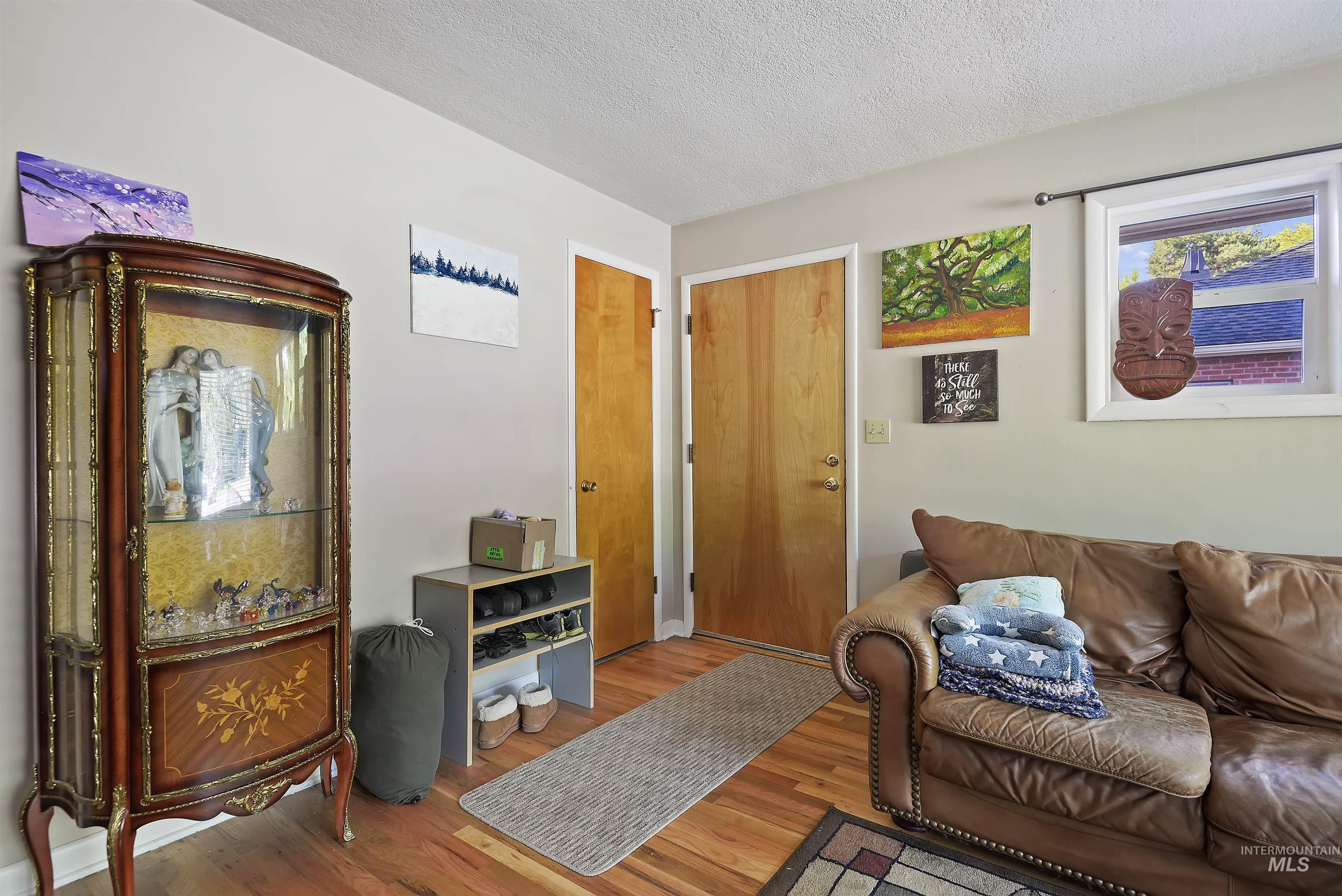 1206 S Owyhee St., Boise, Idaho 83705, 2 Bedrooms, 1 Bathroom, Residential Income For Sale, Price $725,000,MLS 98996262