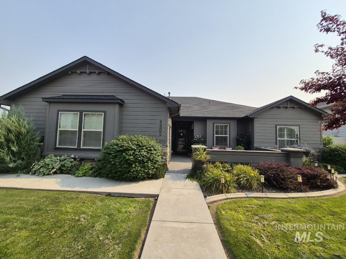 4805 Middlesboro Way, Caldwell, Idaho 83607, 3 Bedrooms, 2 Bathrooms, Residential For Sale, Price $579,999,MLS 98996266