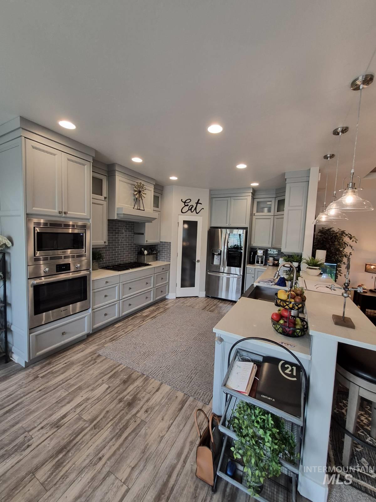 4805 Middlesboro Way, Caldwell, Idaho 83607, 3 Bedrooms, 2 Bathrooms, Residential For Sale, Price $579,999,MLS 98996266