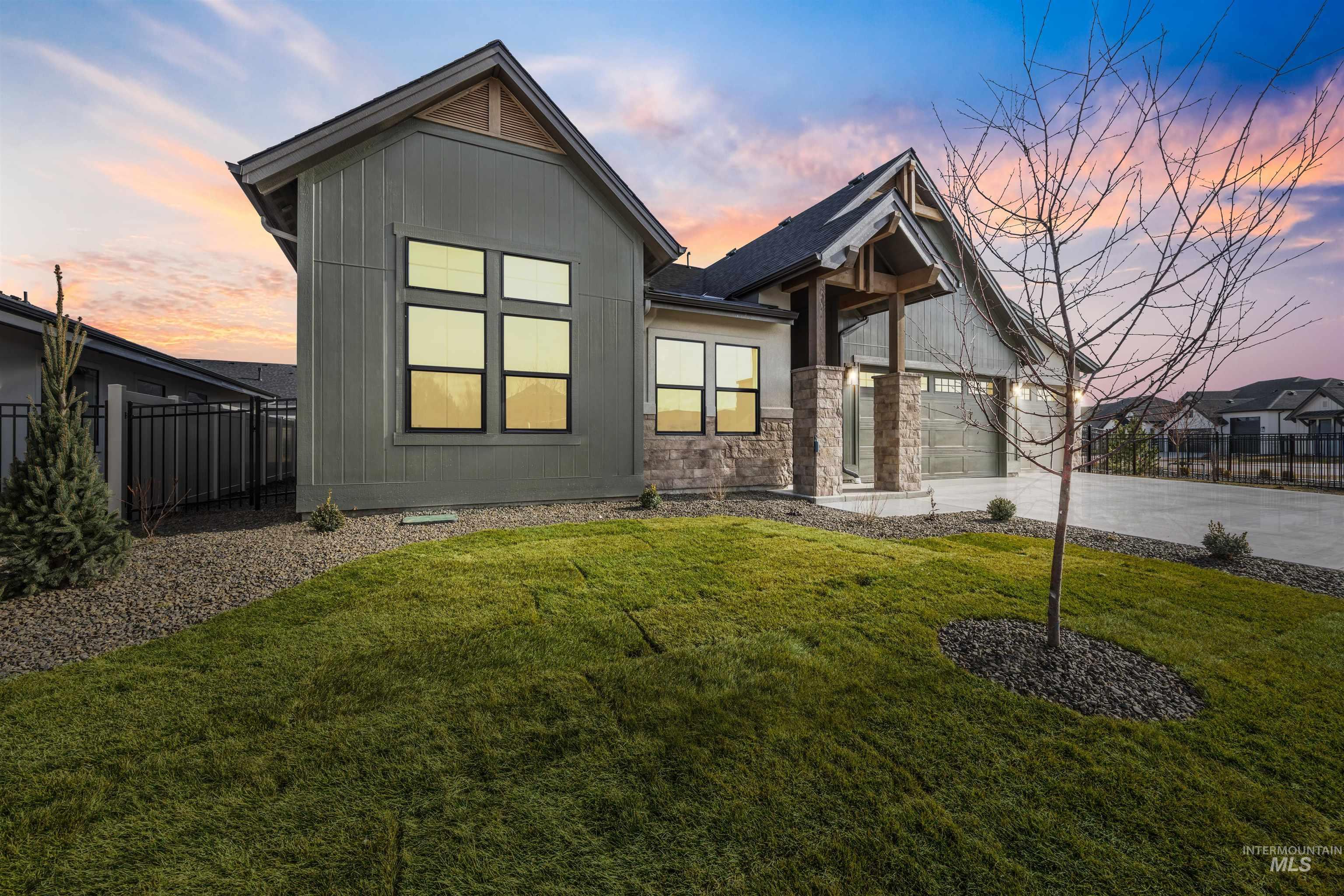 11787 S Besra Ln, Kuna, Idaho 83634, 3 Bedrooms, 2.5 Bathrooms, Residential For Sale, Price $969,900, 98996268