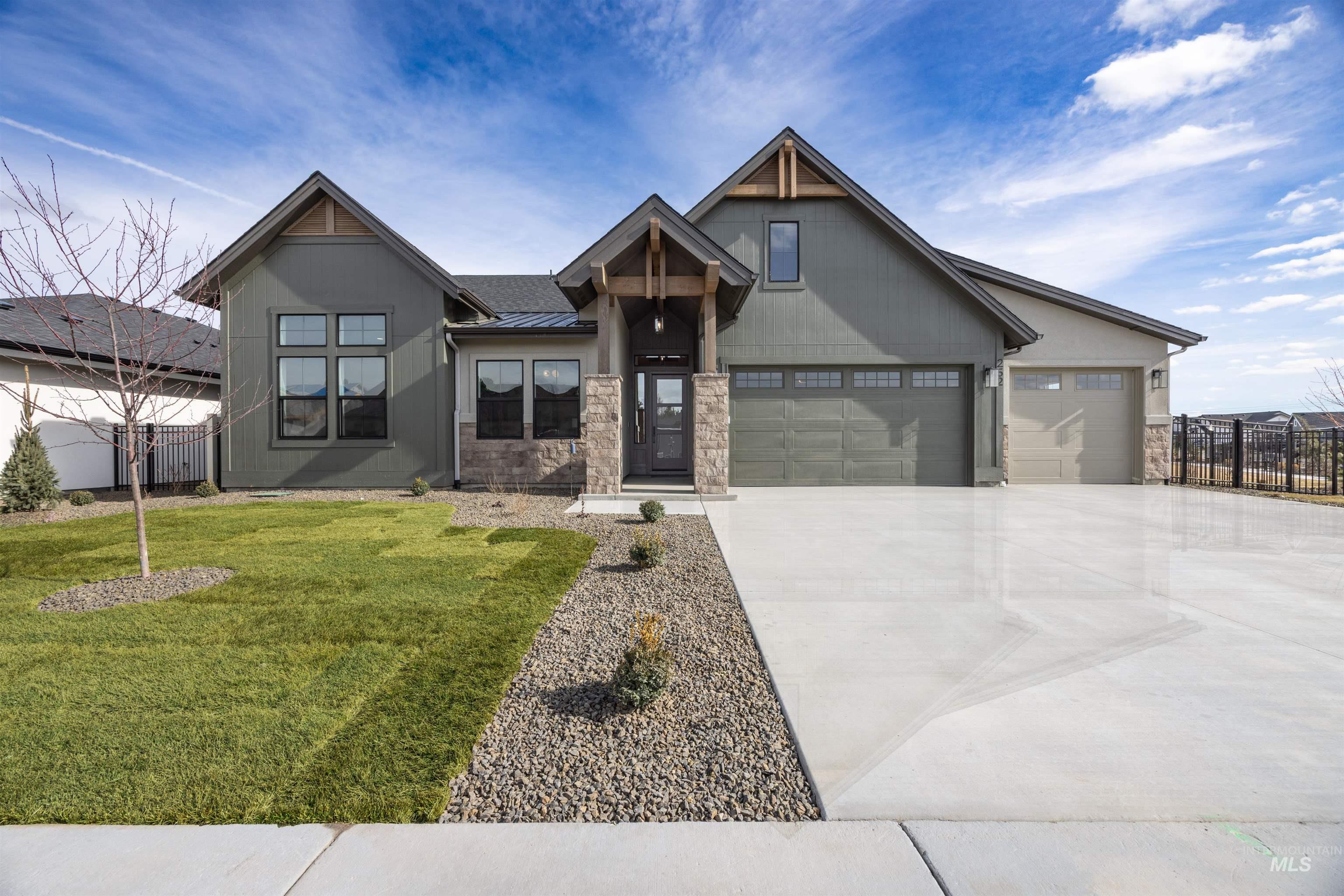 11787 S Besra Ln, Kuna, Idaho 83634, 3 Bedrooms, 2.5 Bathrooms, Residential For Sale, Price $969,900, 98996268