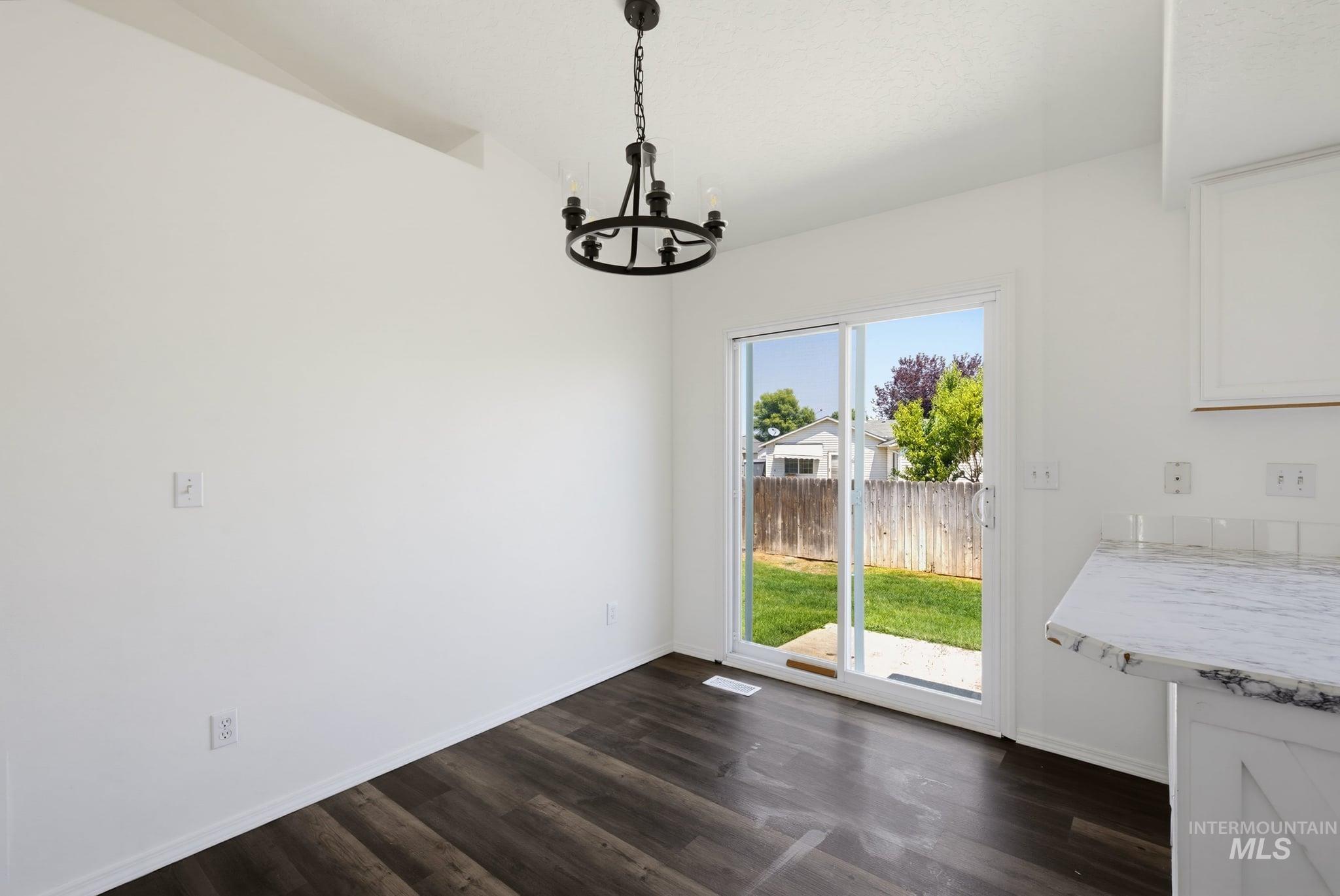 817 Settlers Dr, Caldwell, Idaho 83605, 3 Bedrooms, 2 Bathrooms, Residential For Sale, Price $348,000, 98996272