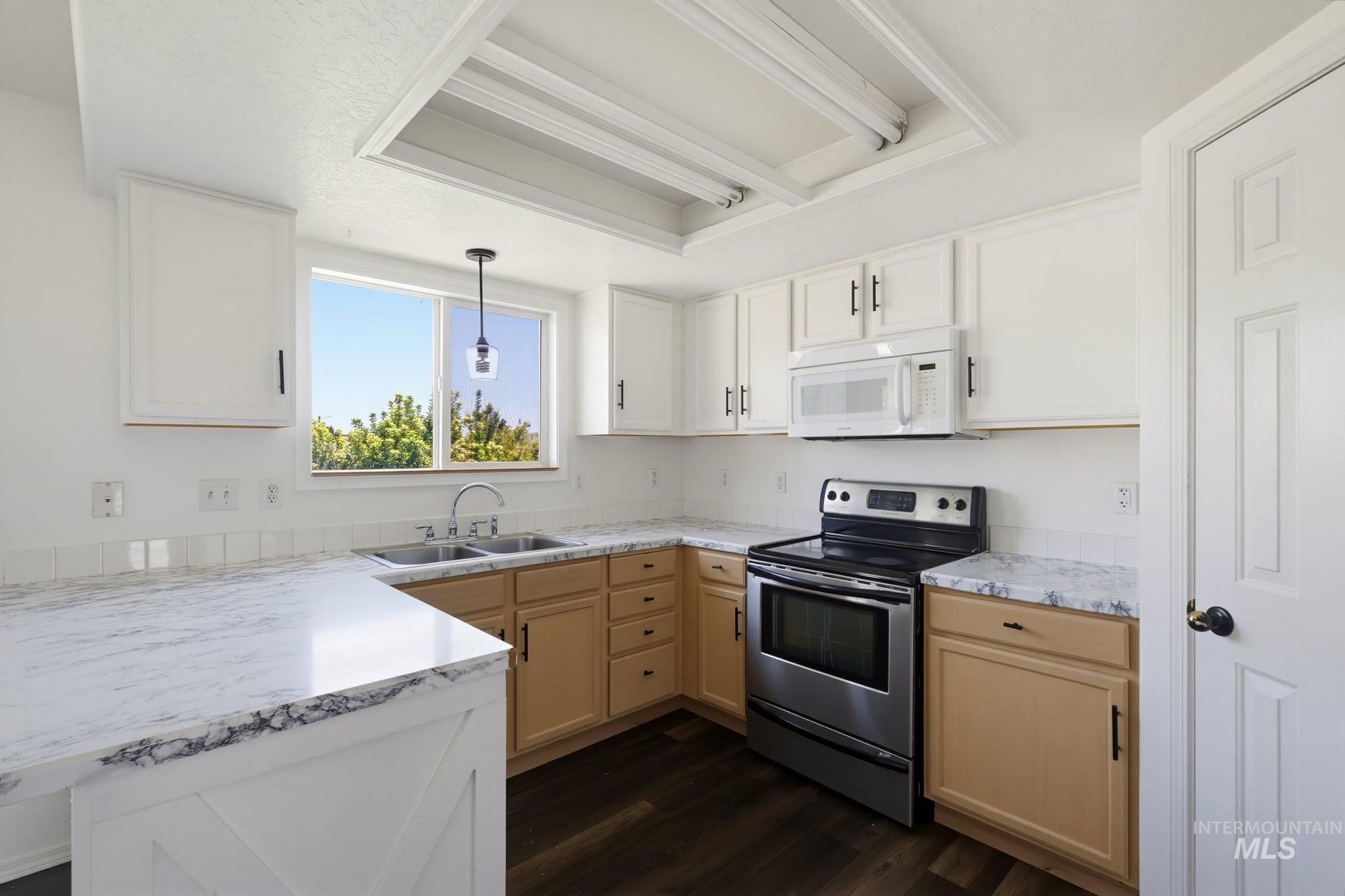817 Settlers Dr, Caldwell, Idaho 83605, 3 Bedrooms, 2 Bathrooms, Residential For Sale, Price $348,000, 98996272