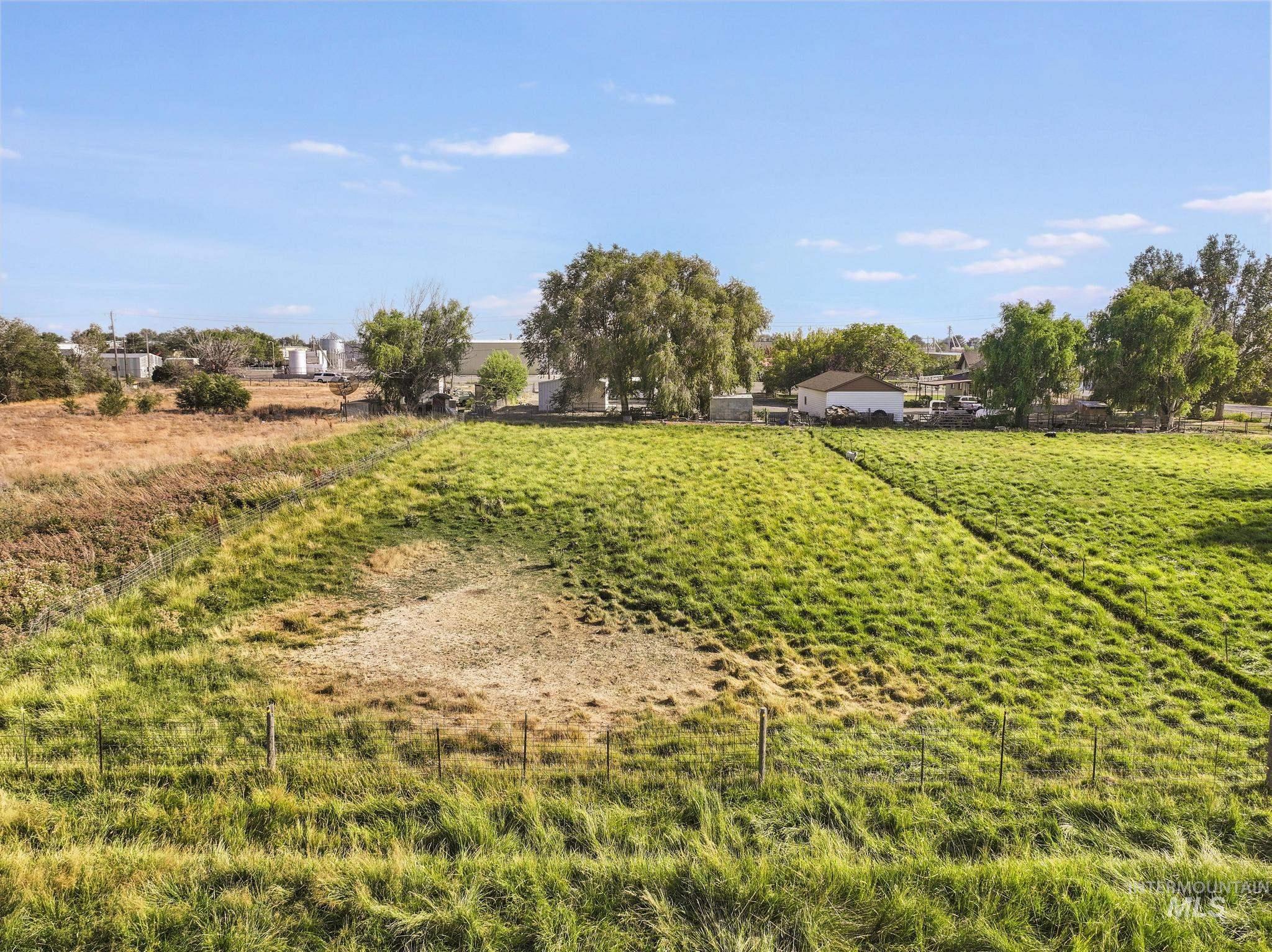 1506 E 4150 N, Buhl, Idaho 83316, 3 Bedrooms, 2 Bathrooms, Residential For Sale, Price $340,000, 98996273