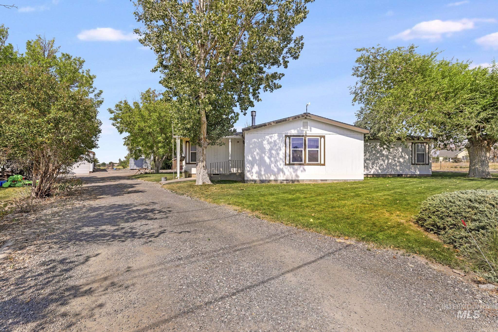 1506 E 4150 N, Buhl, Idaho 83316, 3 Bedrooms, 2 Bathrooms, Residential For Sale, Price $340,000, 98996273